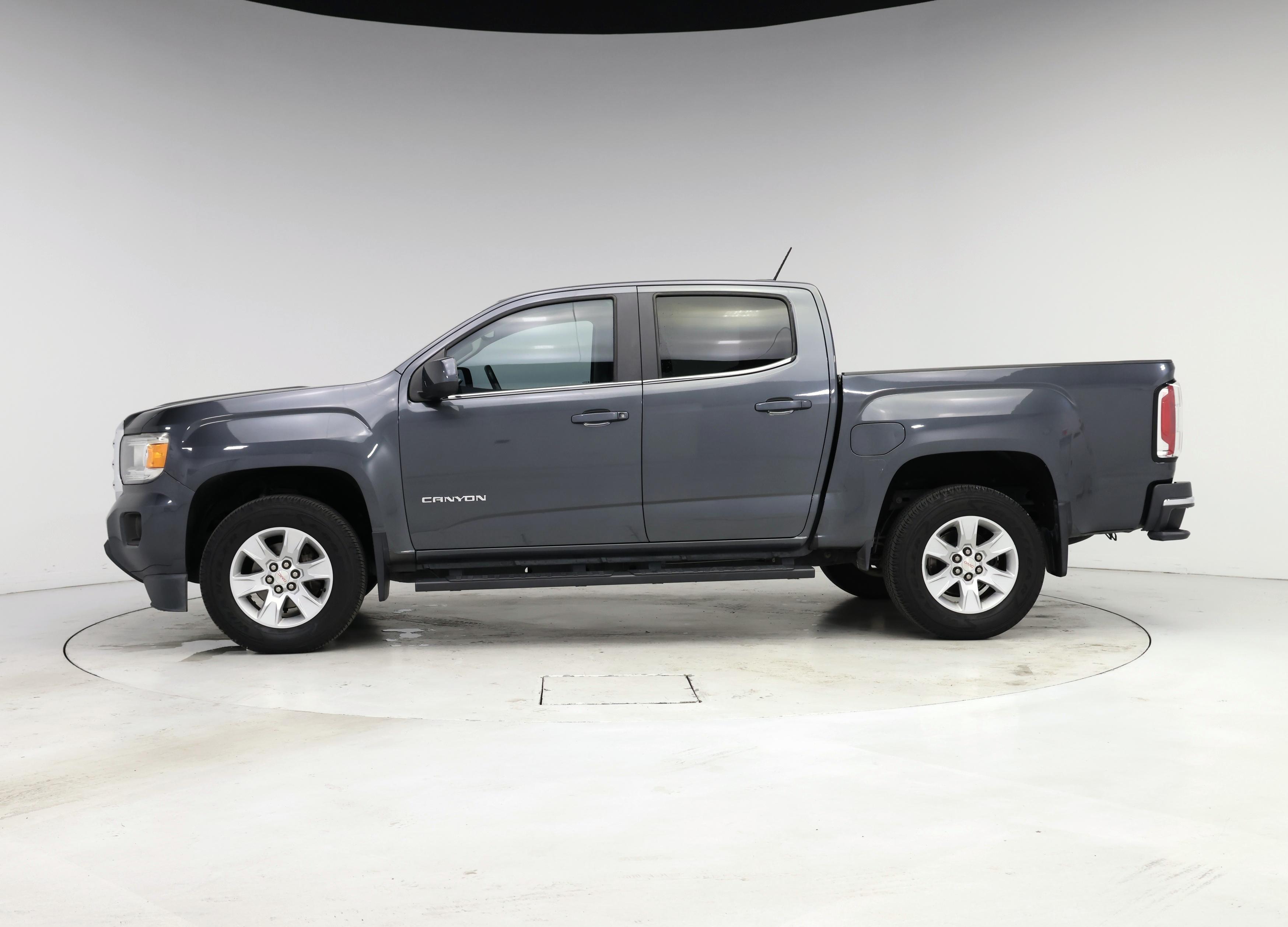 Thumbnail: 2016 GMC Canyon - 3