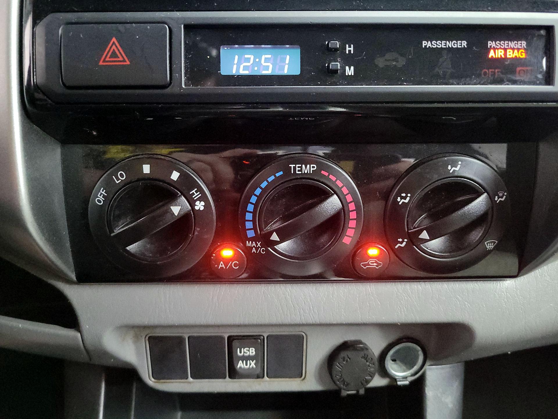 Thumbnail: 2013 Toyota Tacoma - 16