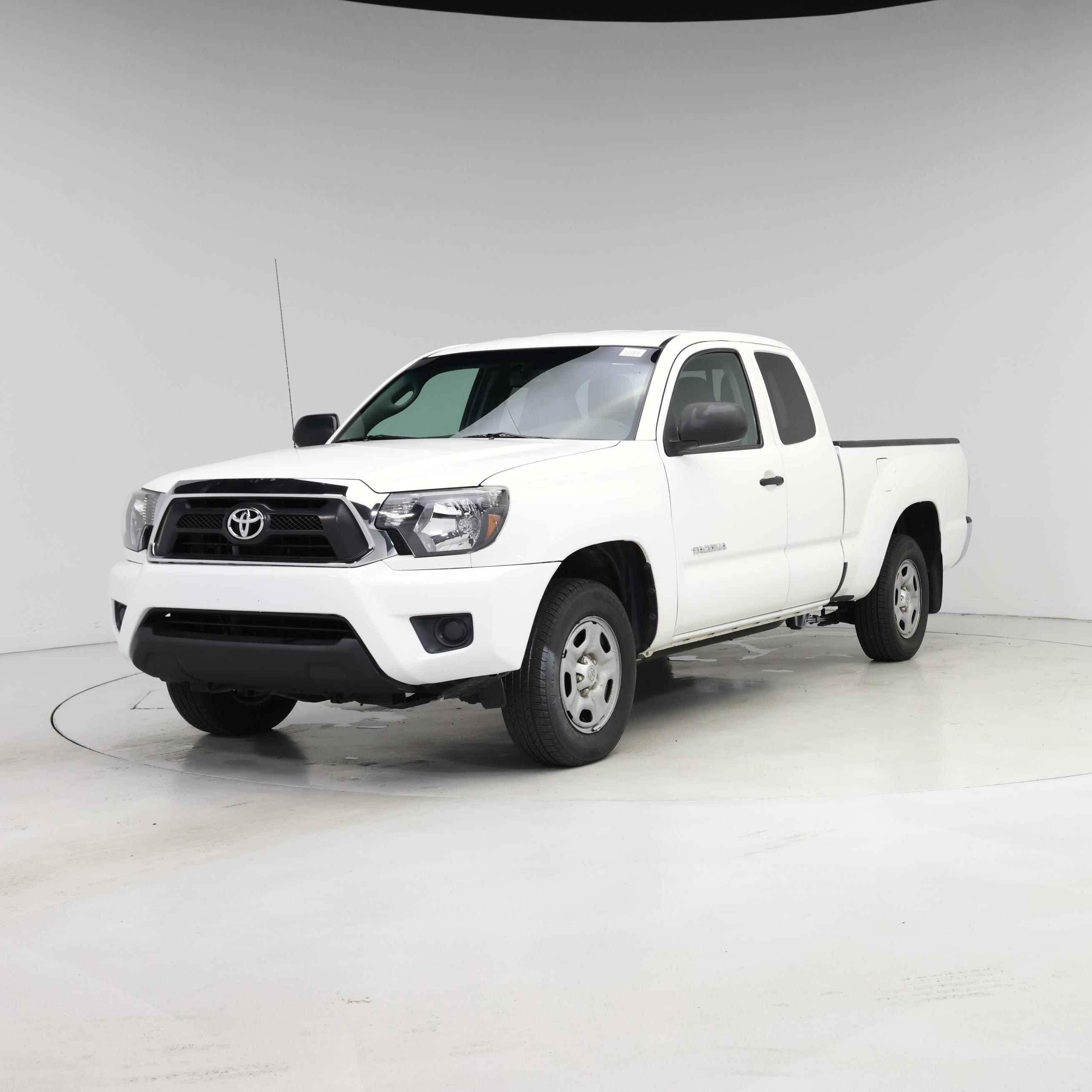 Thumbnail: 2013 Toyota Tacoma - 4