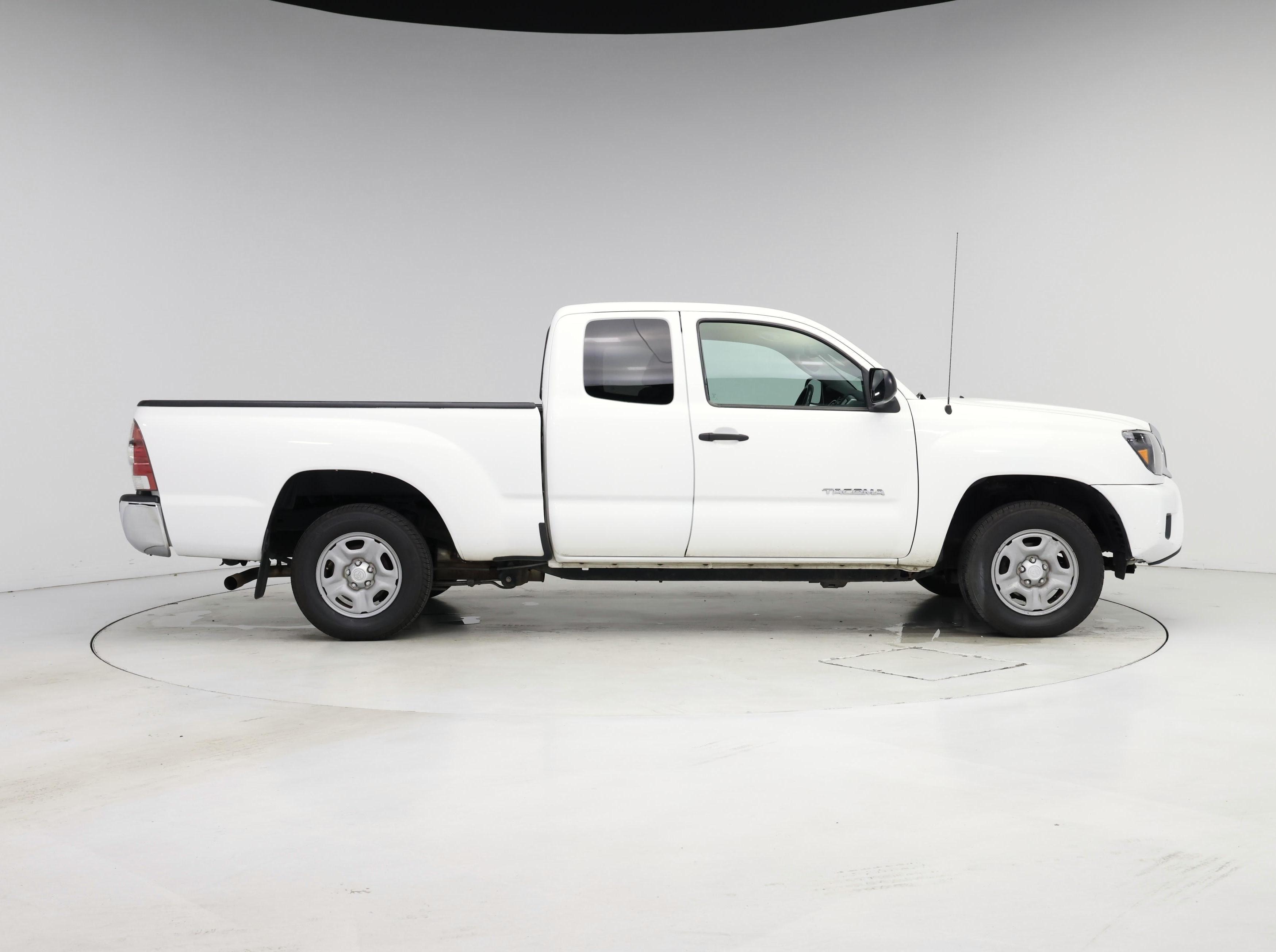 Thumbnail: 2013 Toyota Tacoma - 7
