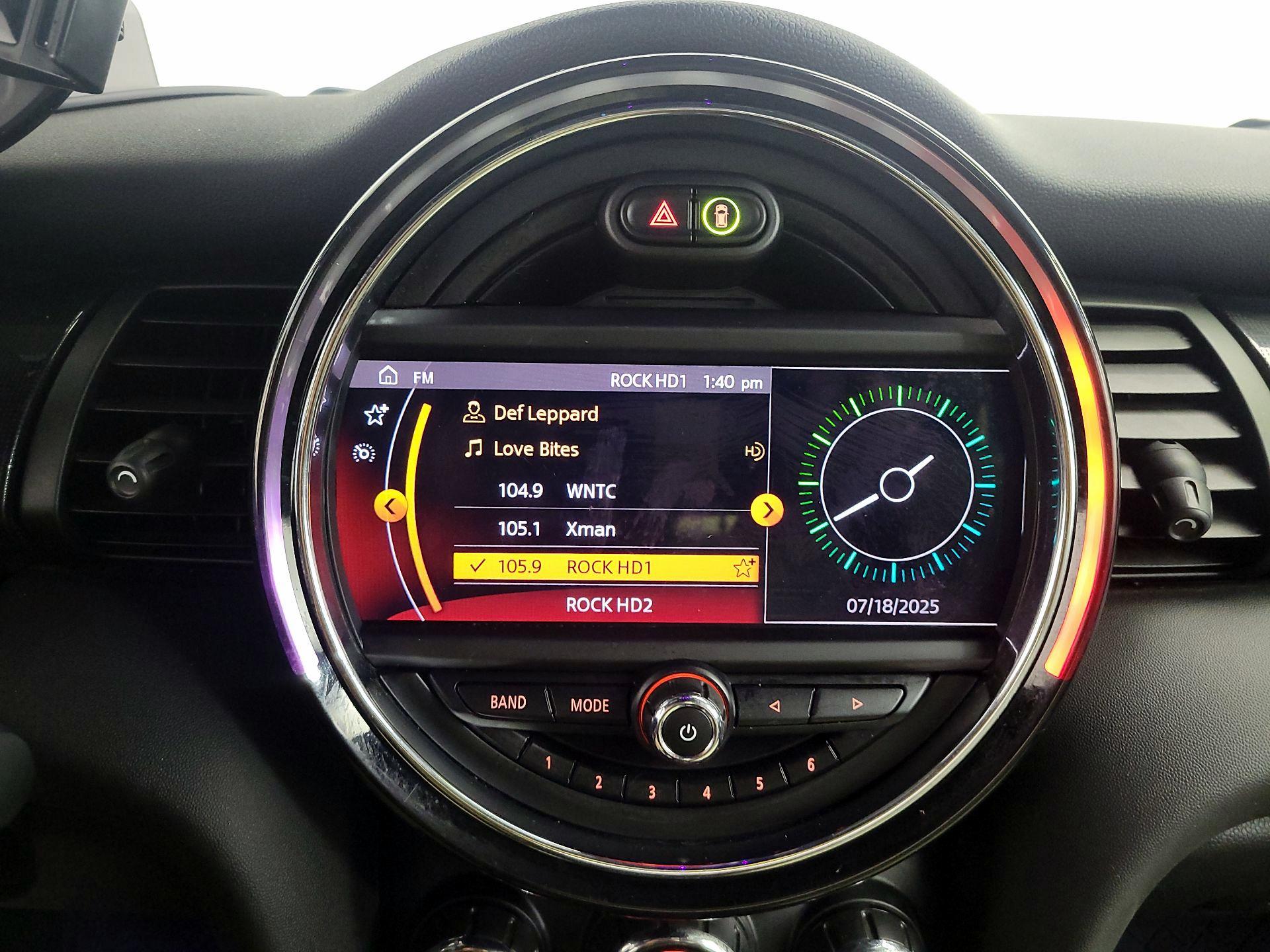 Thumbnail: 2020 MINI Cooper - 16