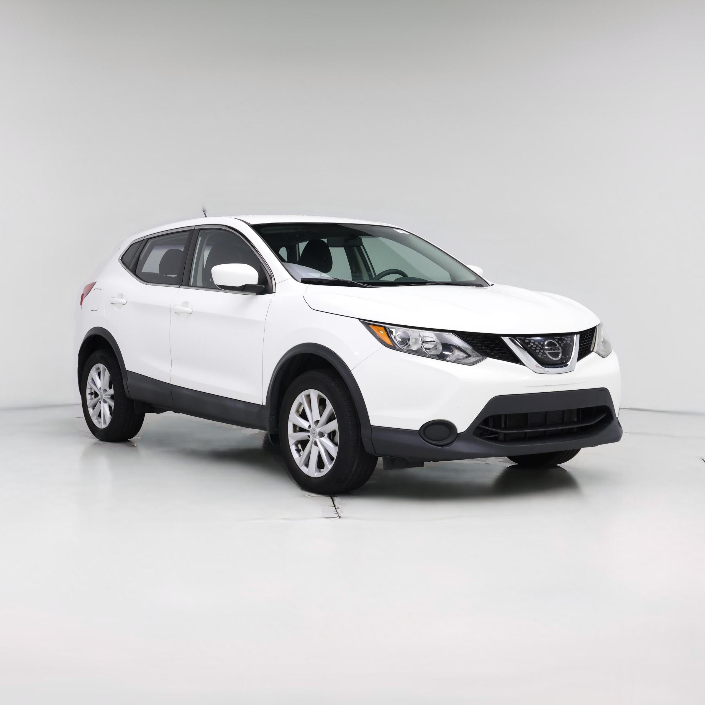 Thumbnail: 2018 Nissan Rogue Sport - 1