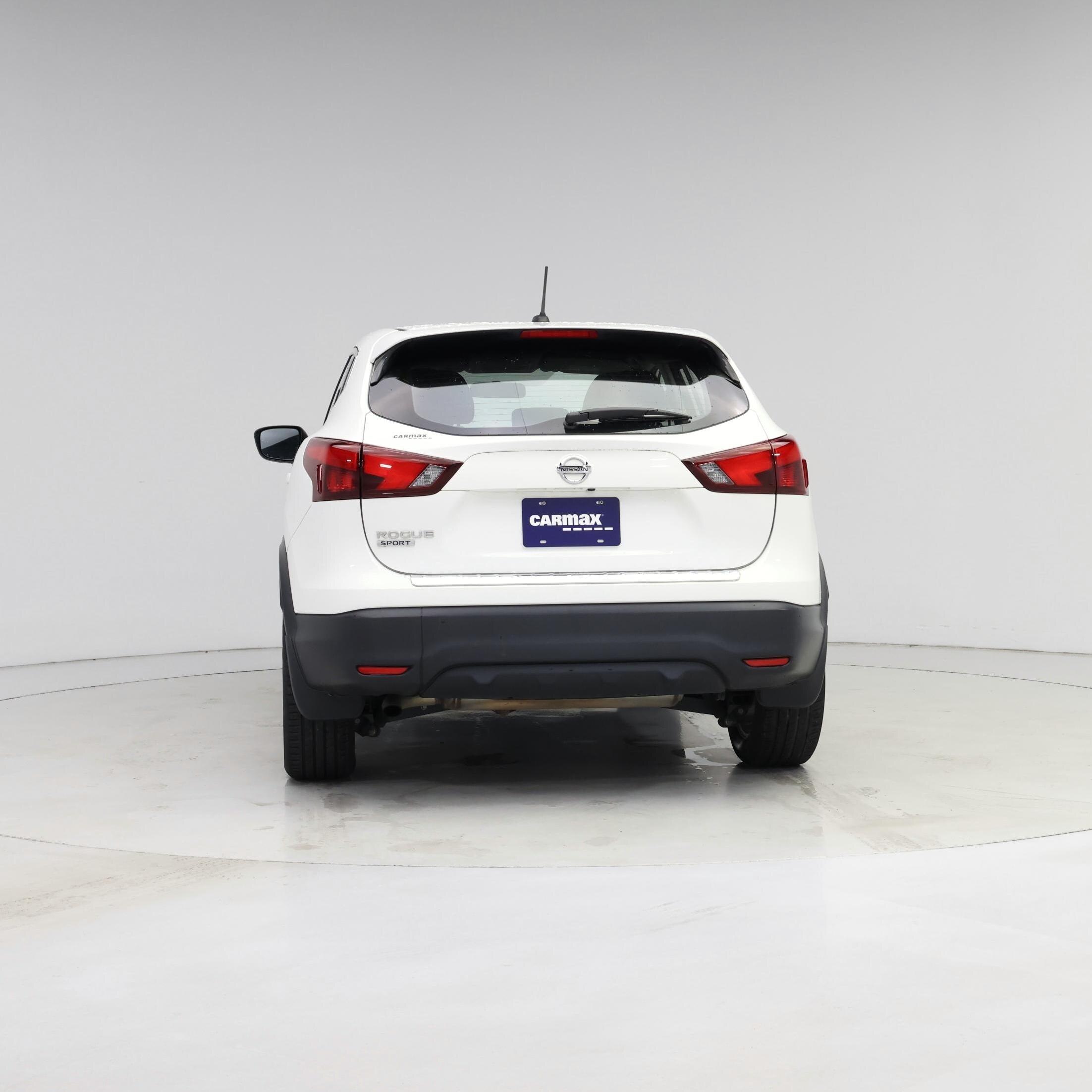 Thumbnail: 2018 Nissan Rogue Sport - 6