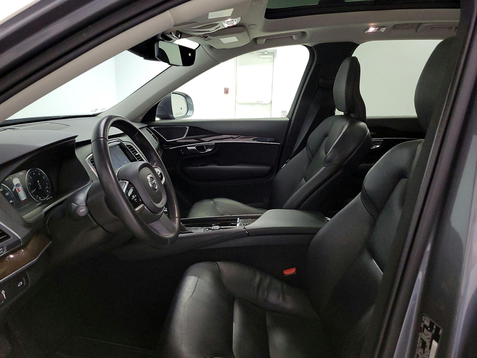 Thumbnail: 2019 Volvo XC90 - 11