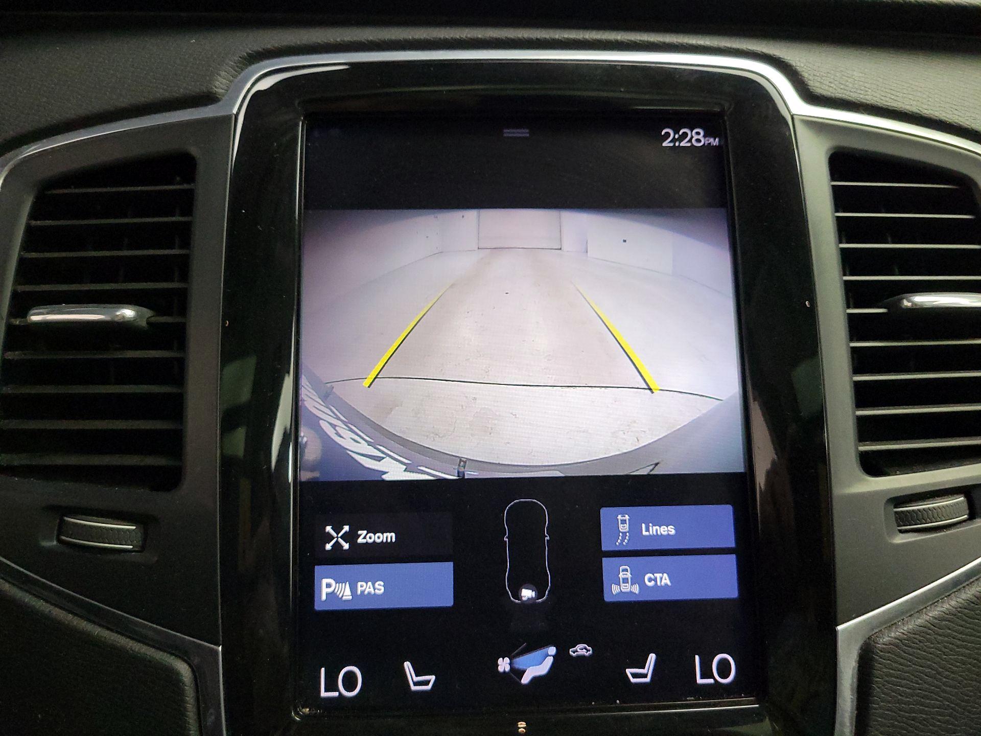 Thumbnail: 2019 Volvo XC90 - 15