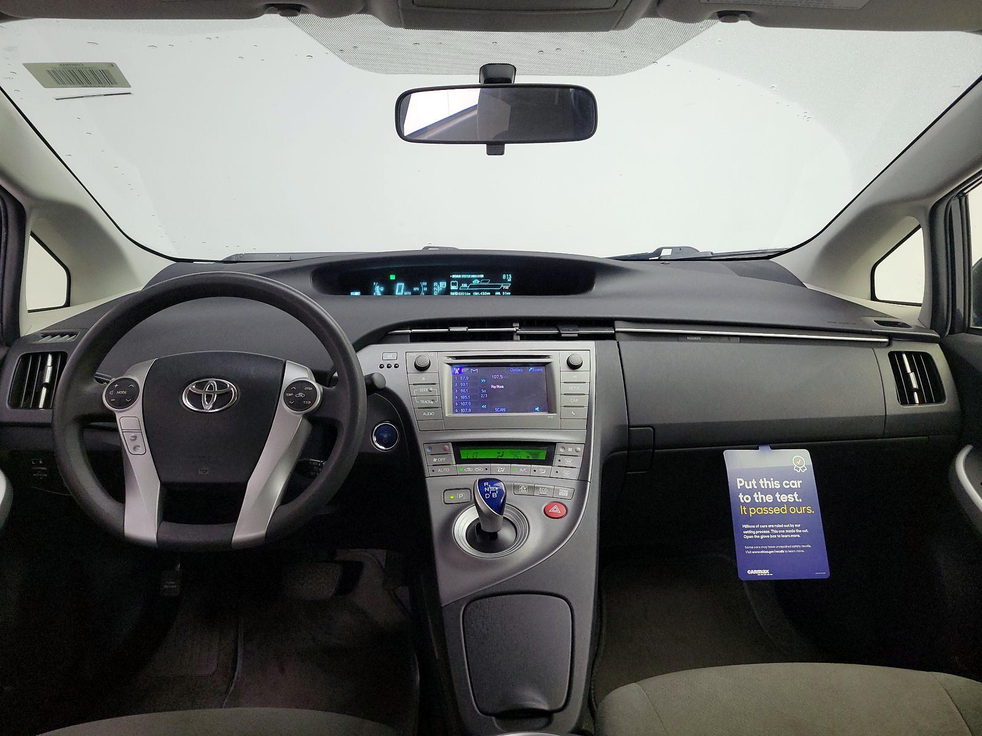 Thumbnail: 2014 Toyota Prius - 9