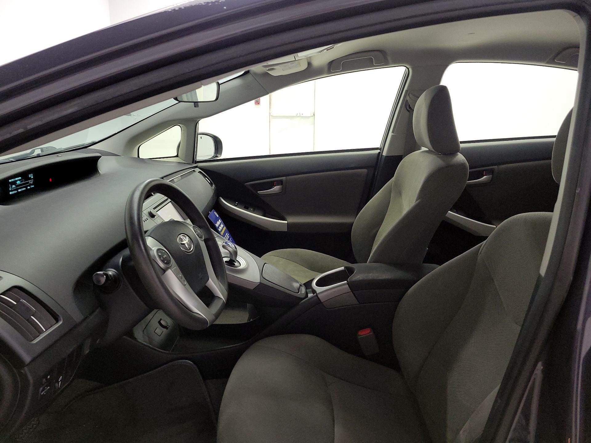 Thumbnail: 2014 Toyota Prius - 11
