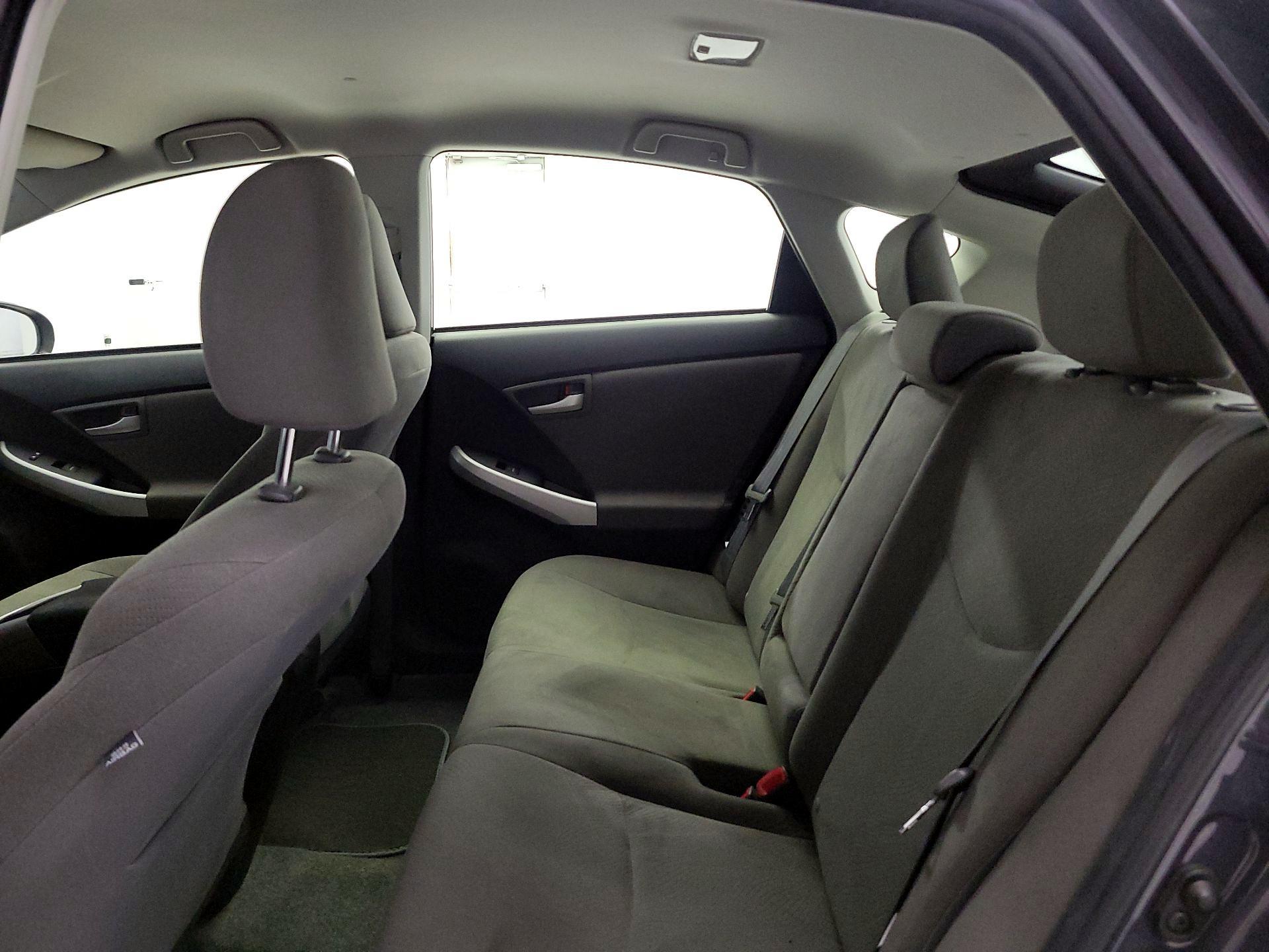Thumbnail: 2014 Toyota Prius - 18