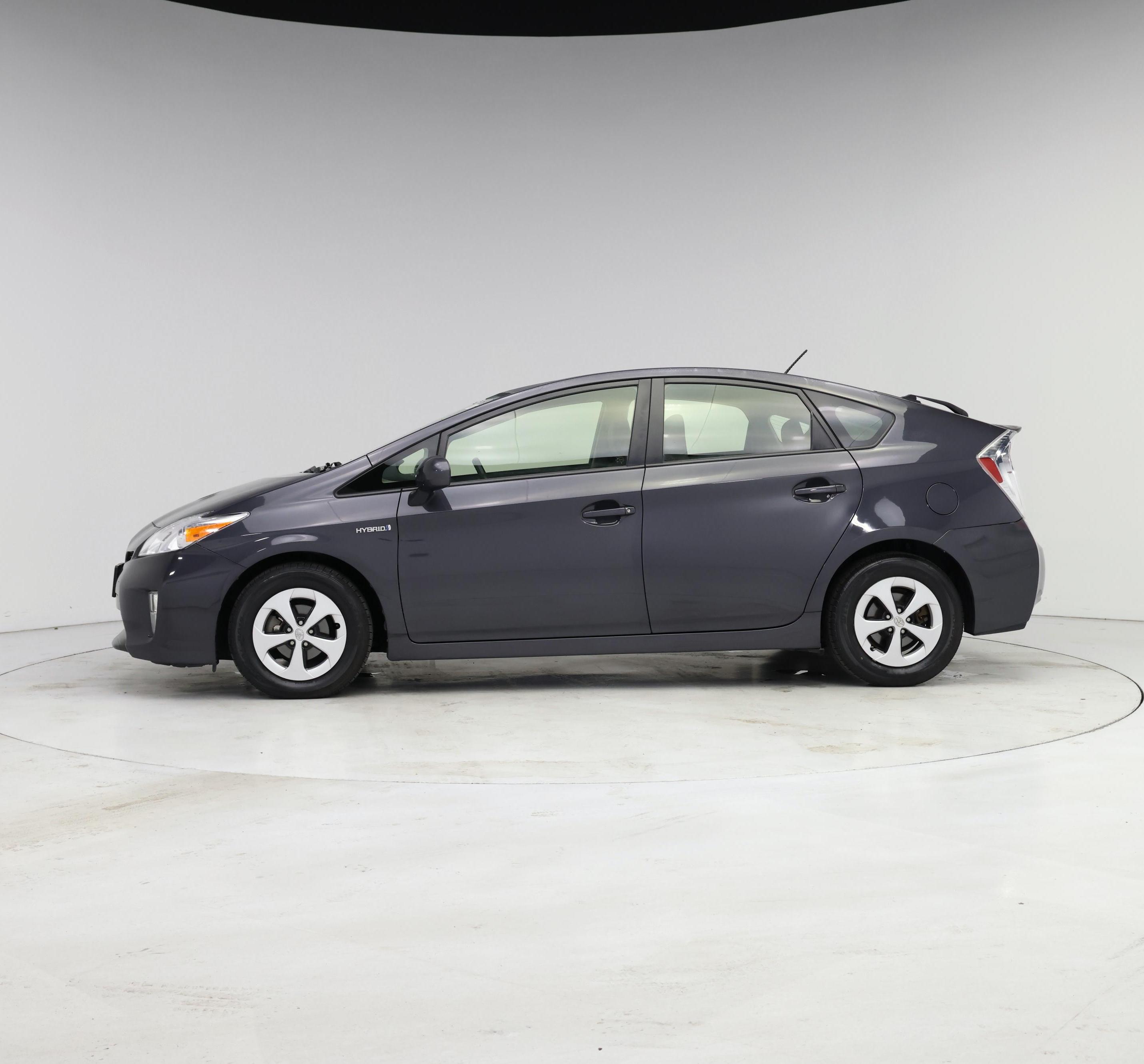 Thumbnail: 2014 Toyota Prius - 3
