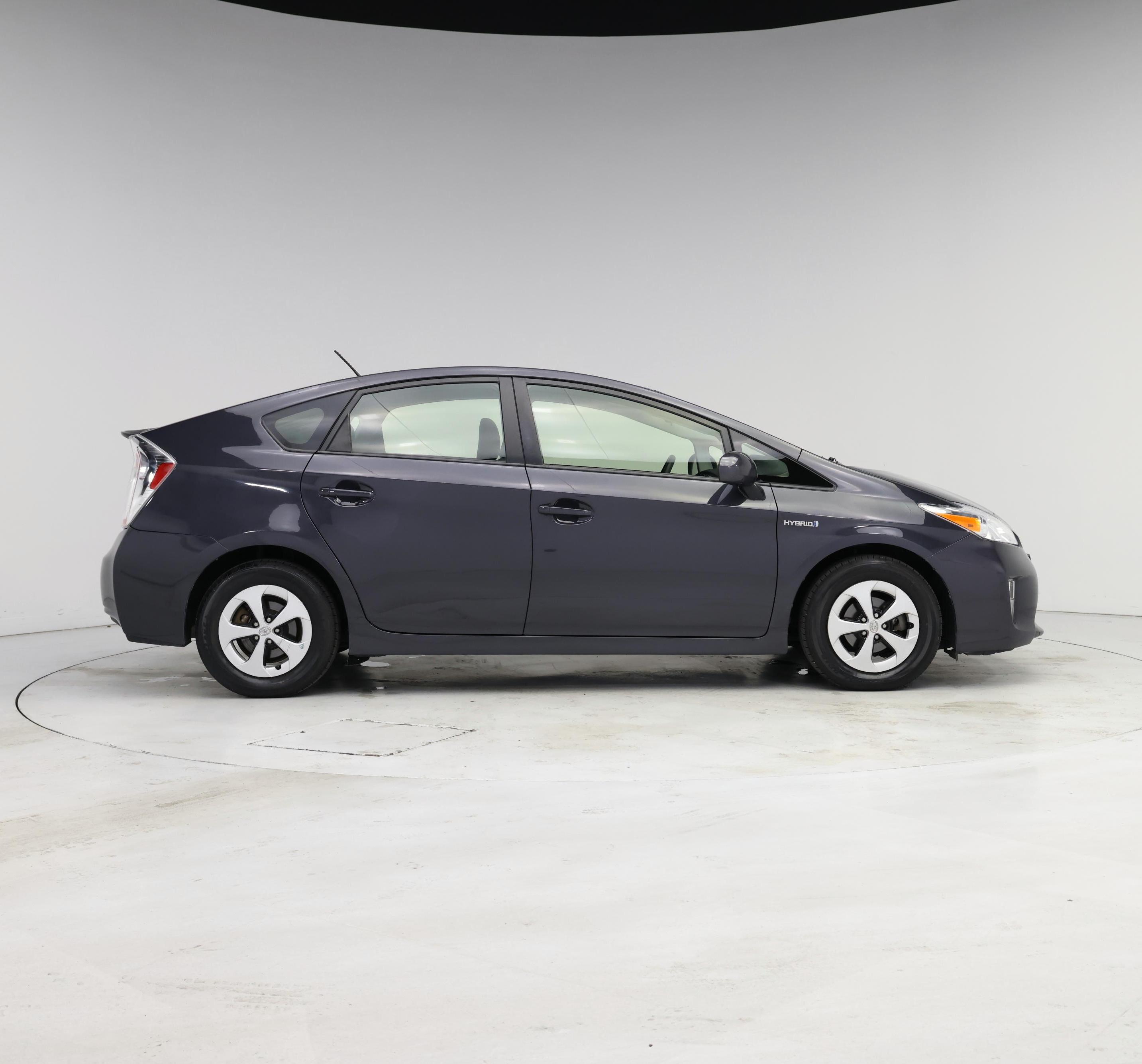 Thumbnail: 2014 Toyota Prius - 7