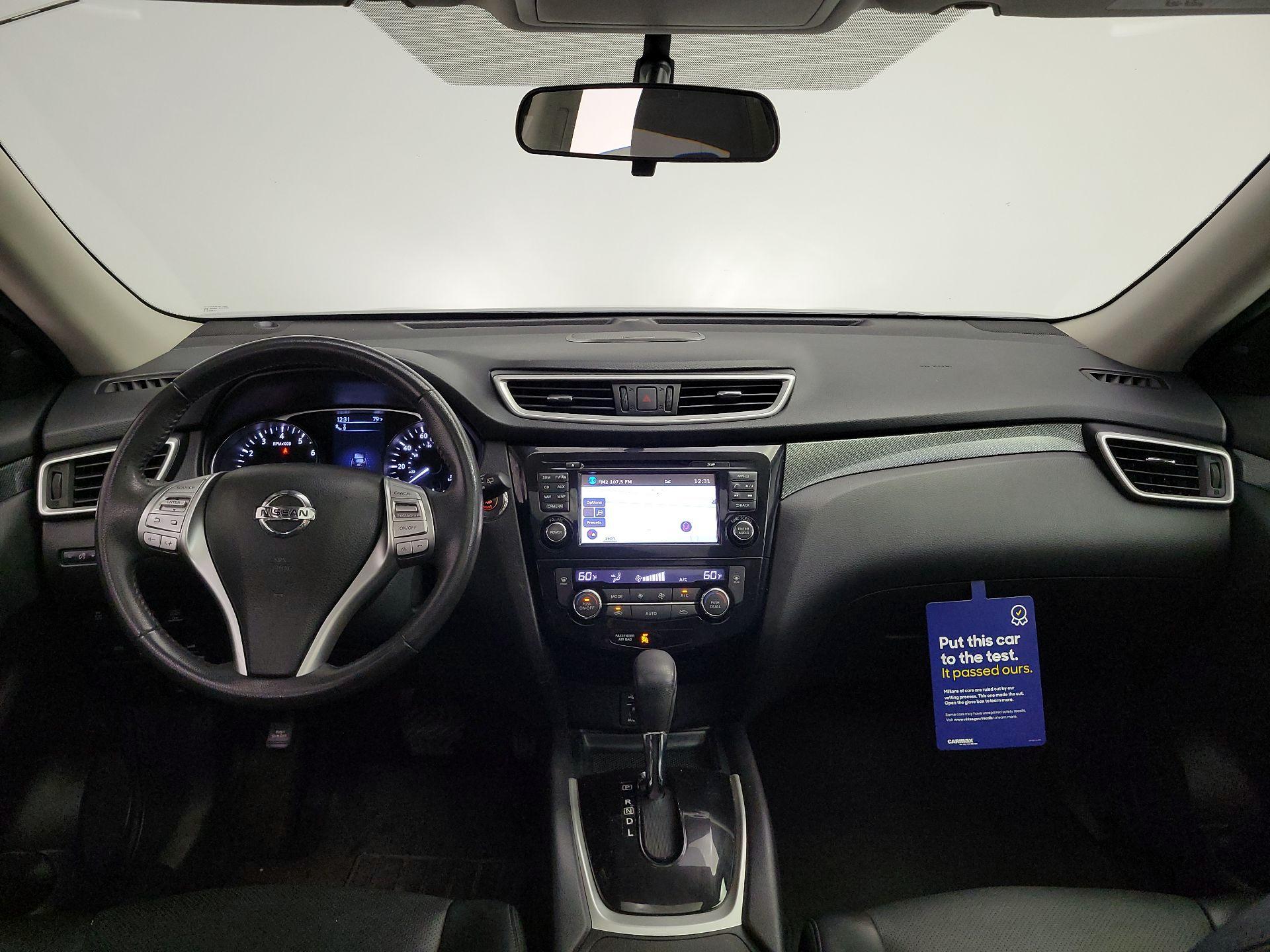Thumbnail: 2016 Nissan Rogue - 9