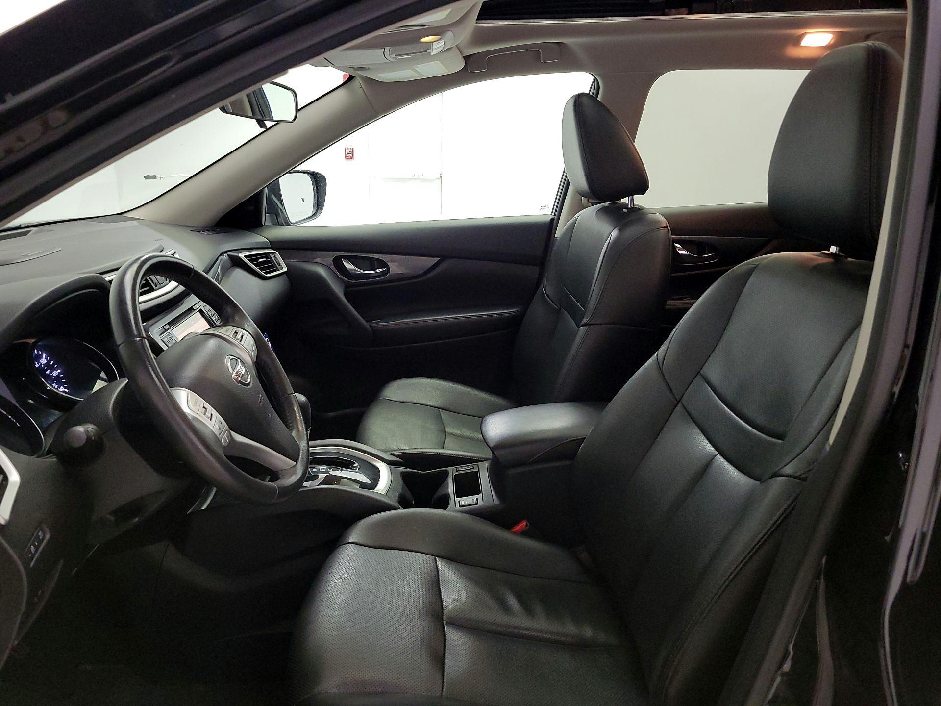 Thumbnail: 2016 Nissan Rogue - 11