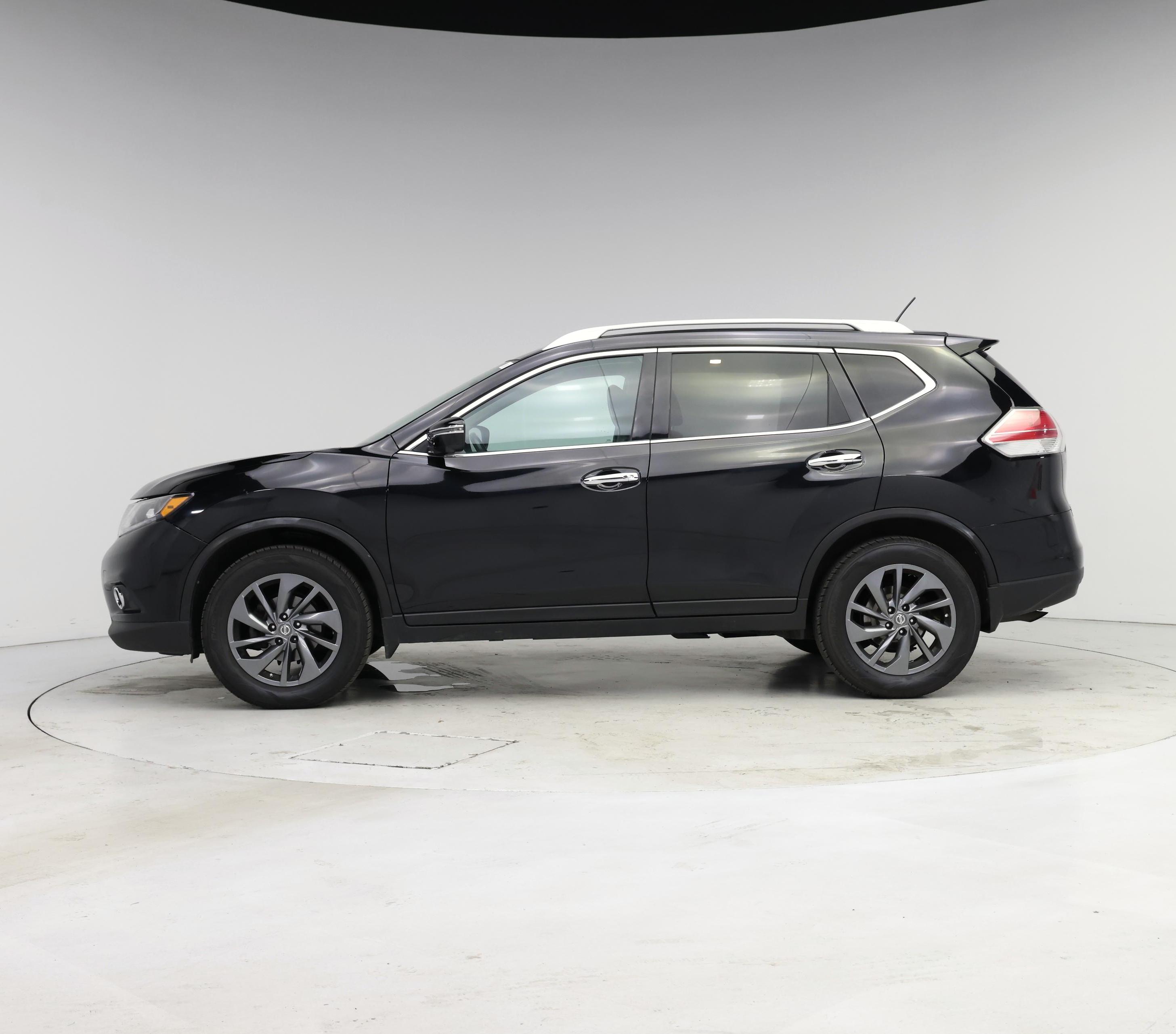 Thumbnail: 2016 Nissan Rogue - 3