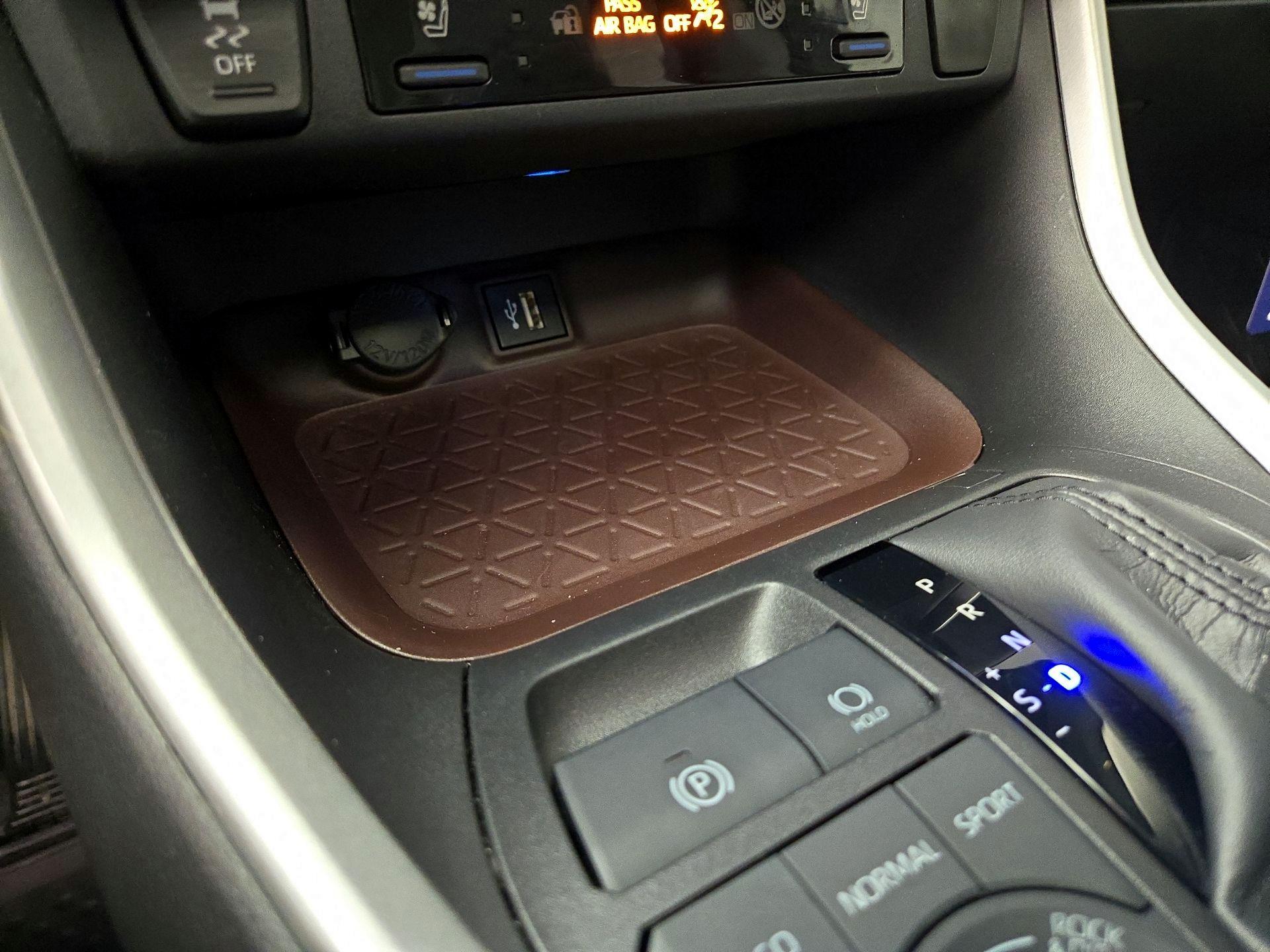 Thumbnail: 2024 Toyota RAV4 - 18