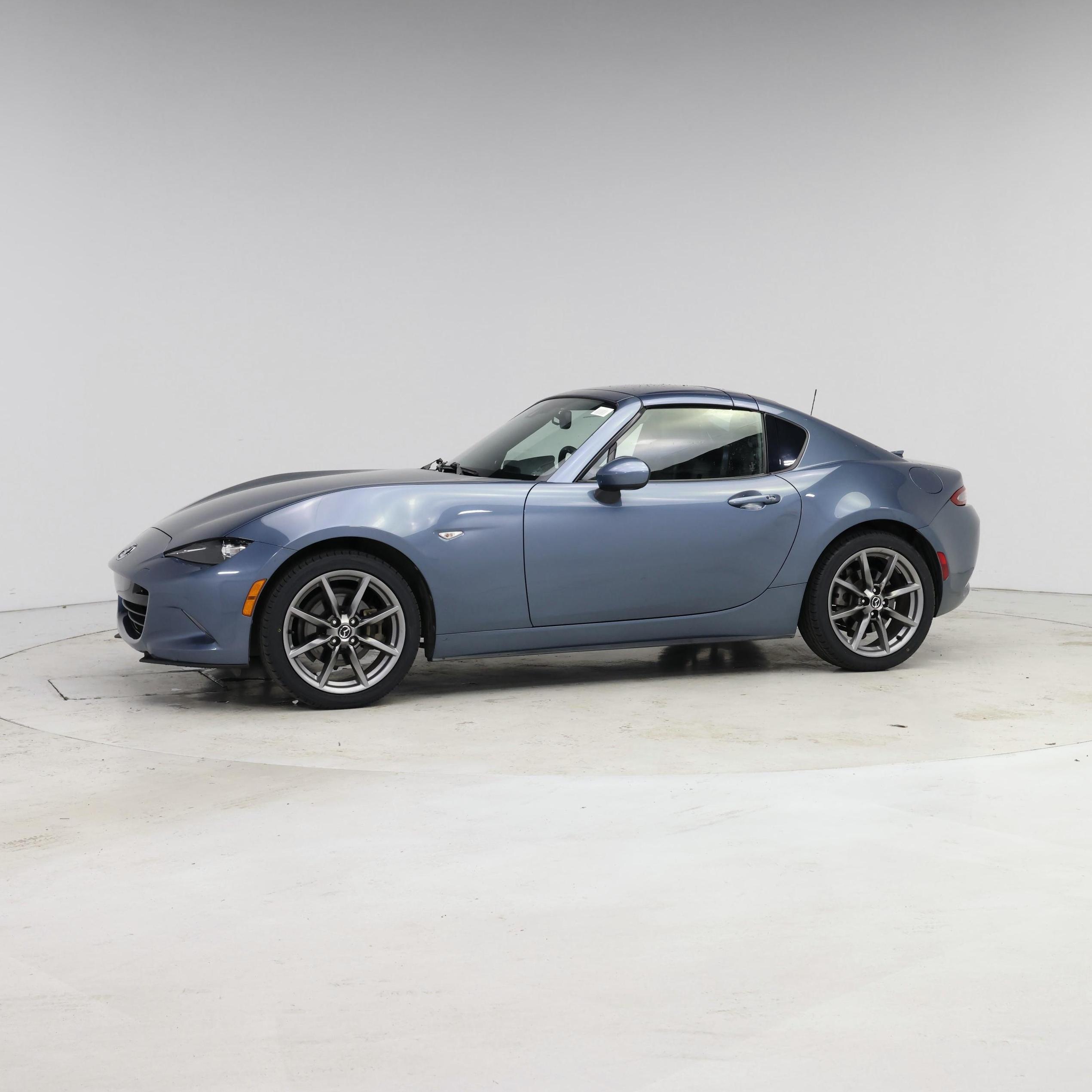 Thumbnail: 2017 Mazda MX-5 Miata - 4