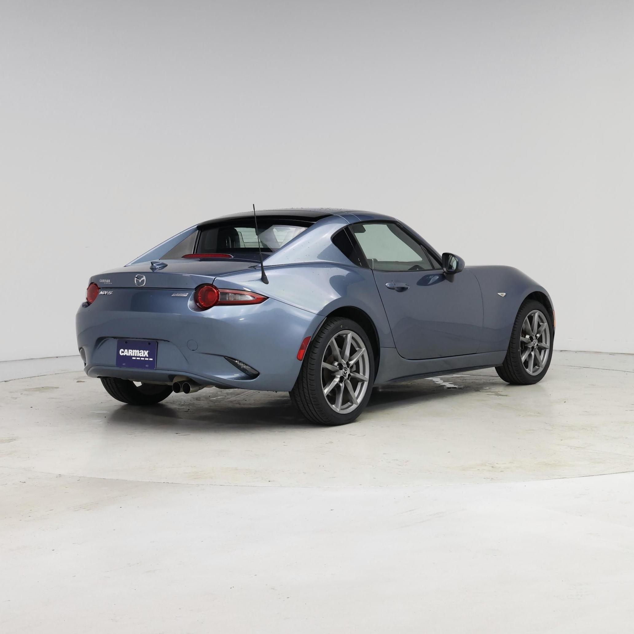 Thumbnail: 2017 Mazda MX-5 Miata - 8