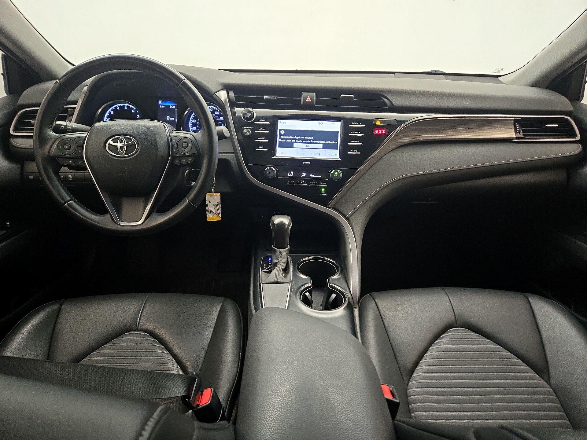 Thumbnail: 2020 Toyota Camry - 9
