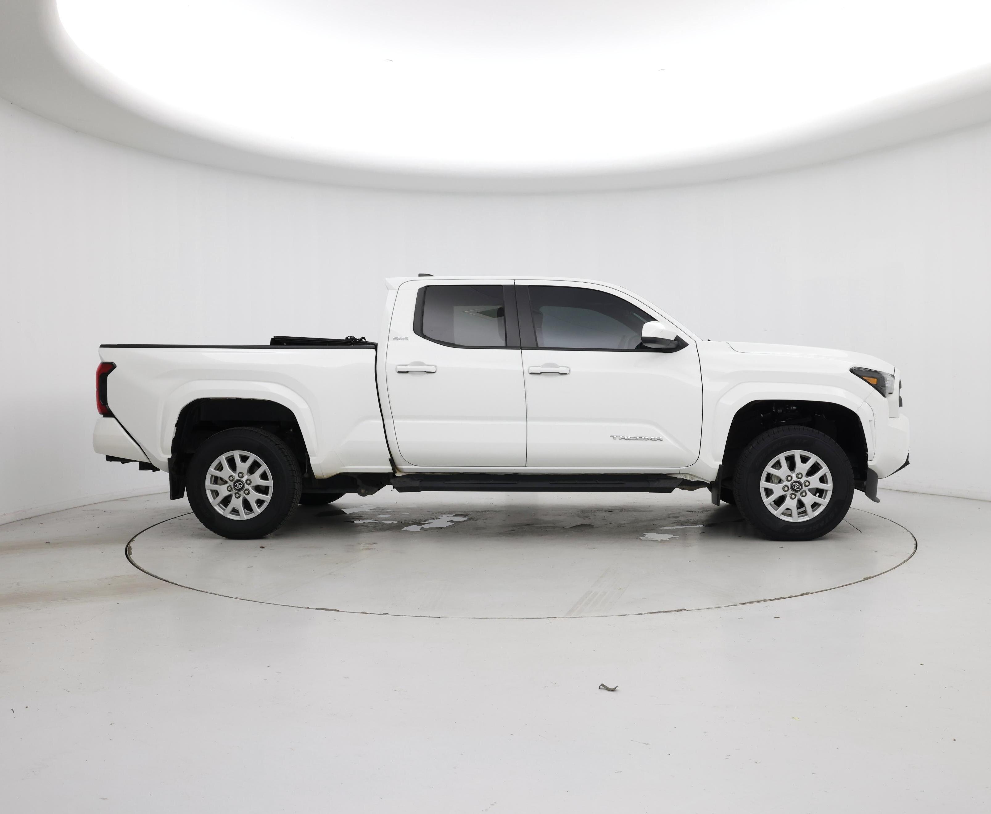 Thumbnail: 2024 Toyota Tacoma - 7