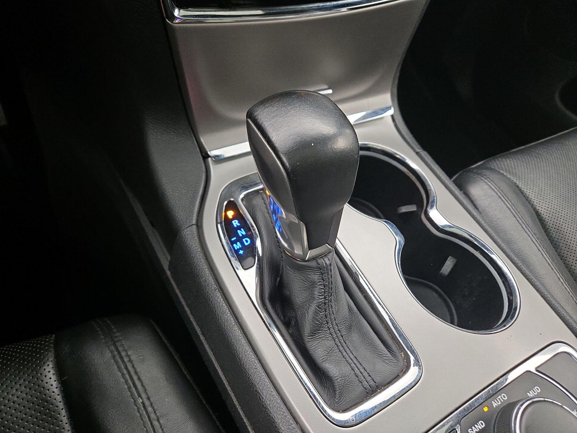 Thumbnail: 2019 Jeep Grand Cherokee - 18