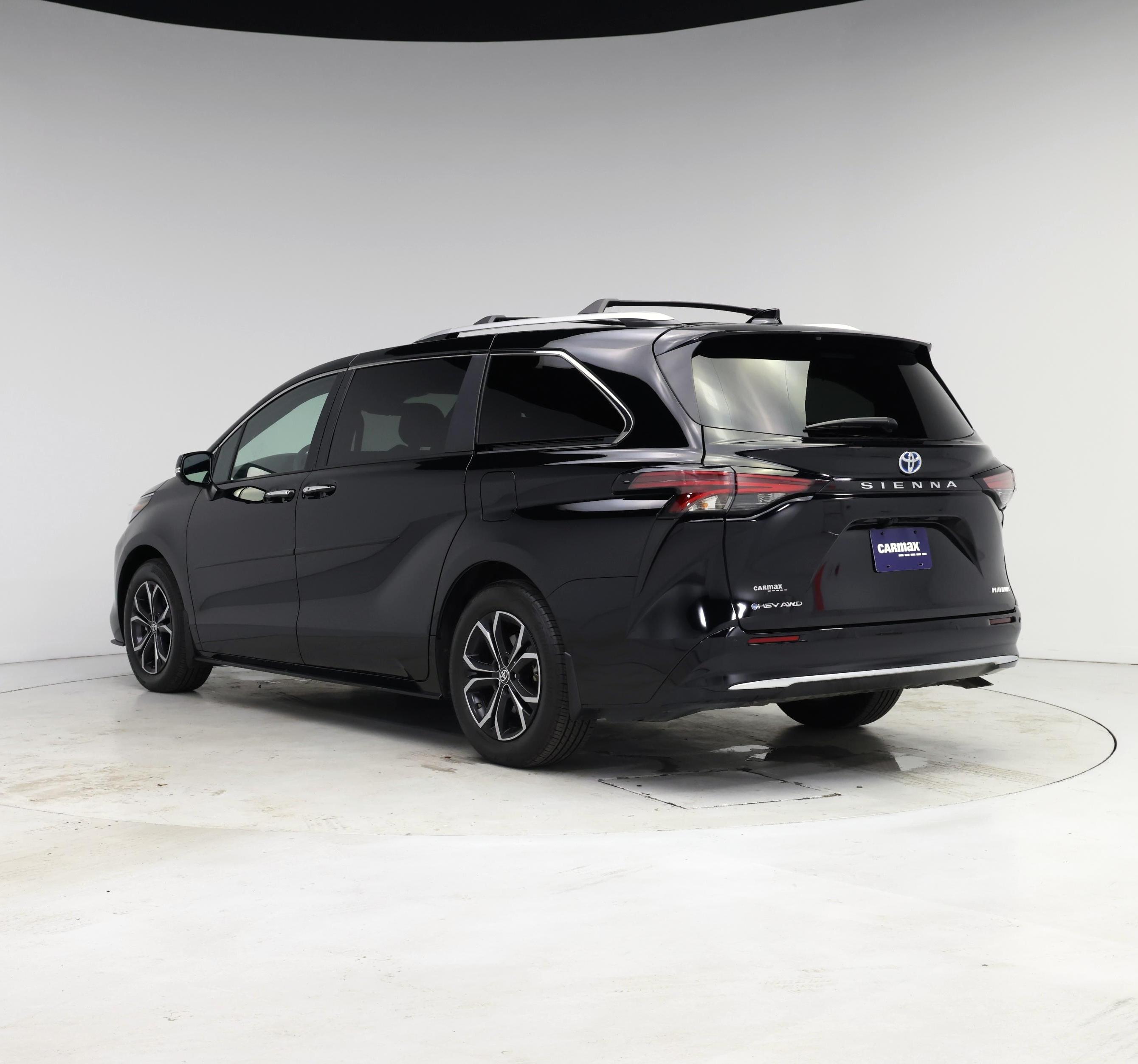 Thumbnail: 2025 Toyota Sienna - 2