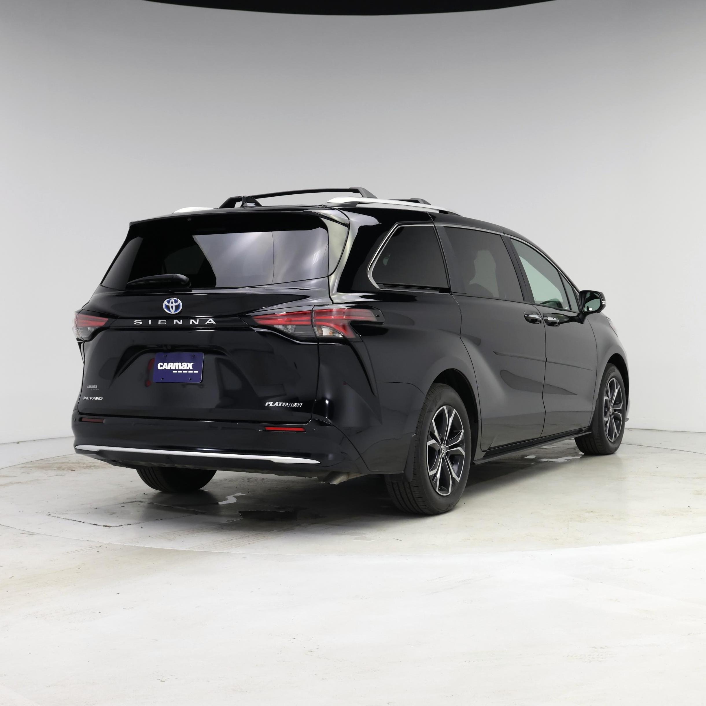 Thumbnail: 2025 Toyota Sienna - 8