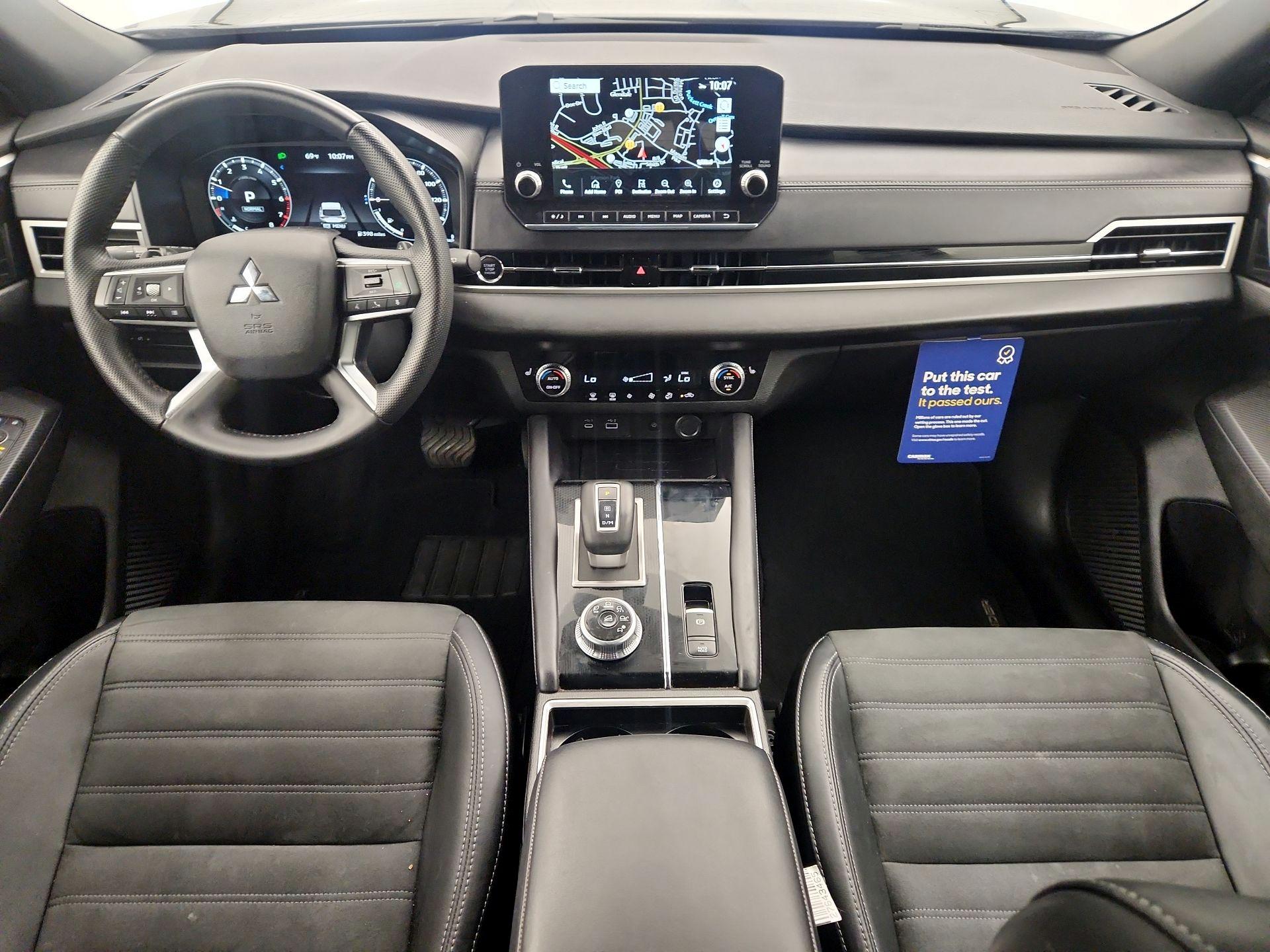 Thumbnail: 2024 Mitsubishi Outlander - 9