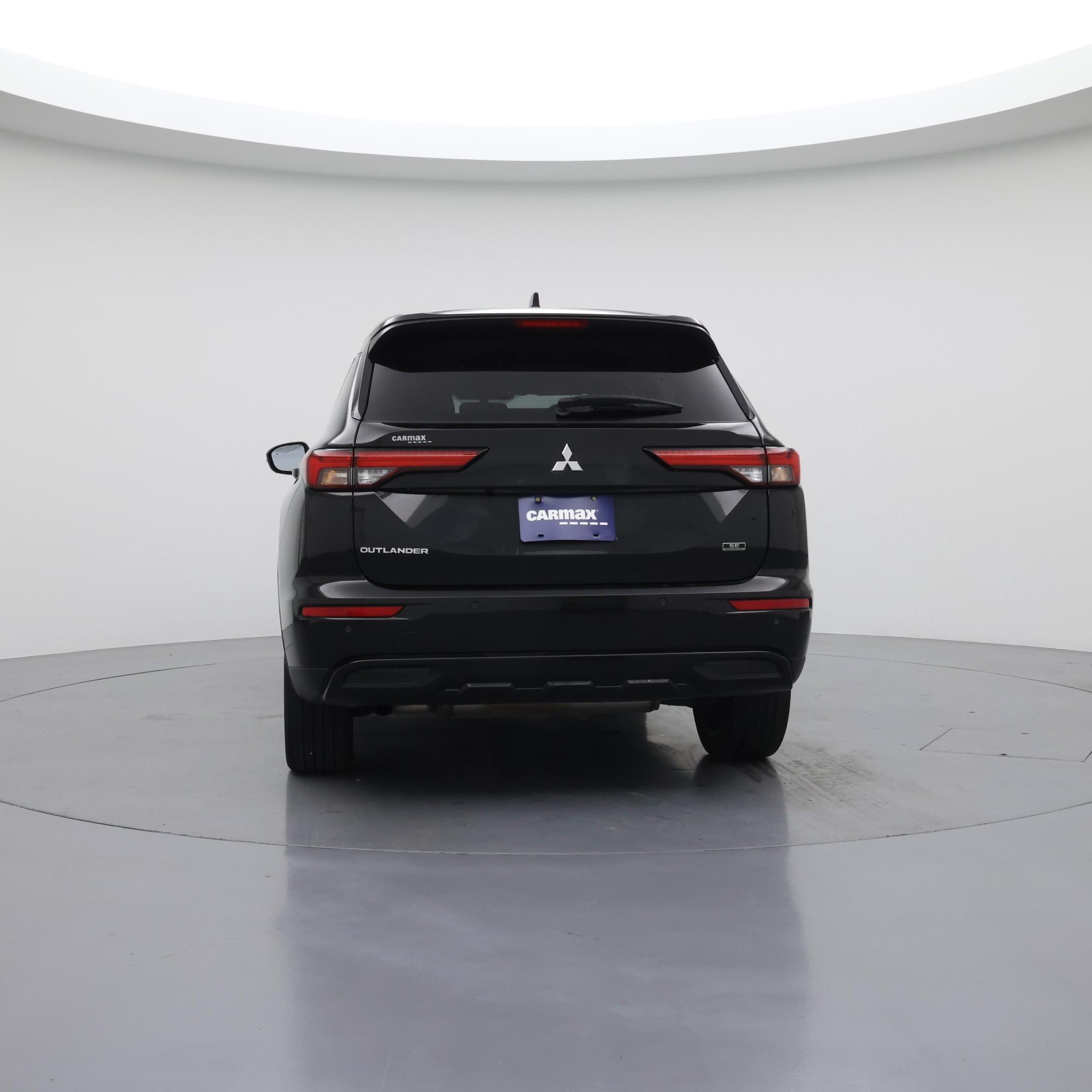 Thumbnail: 2024 Mitsubishi Outlander - 6