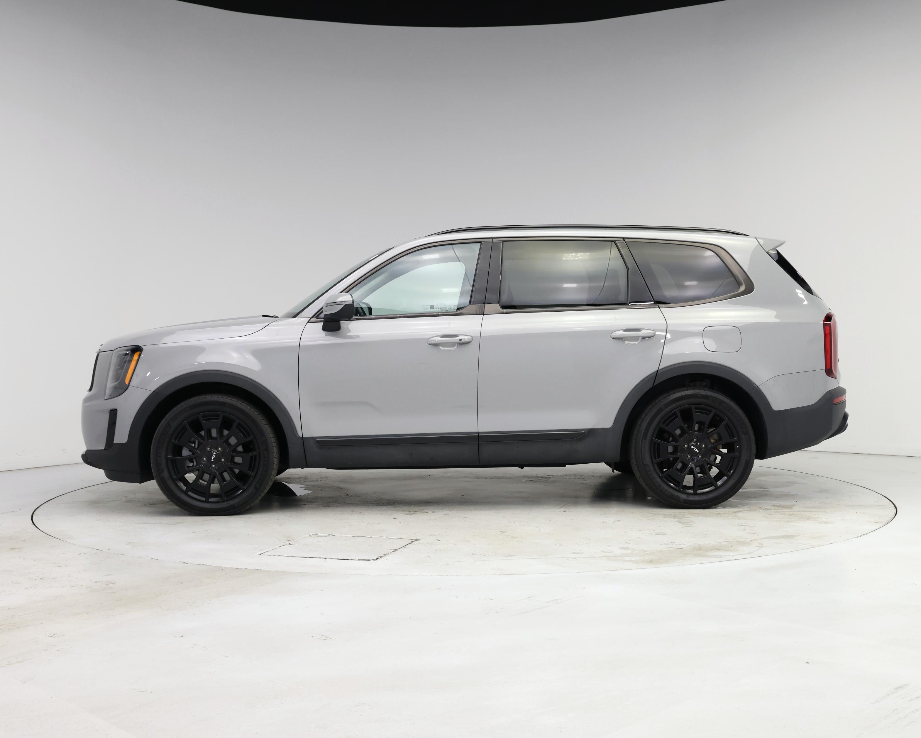 Thumbnail: 2022 Kia Telluride - 3