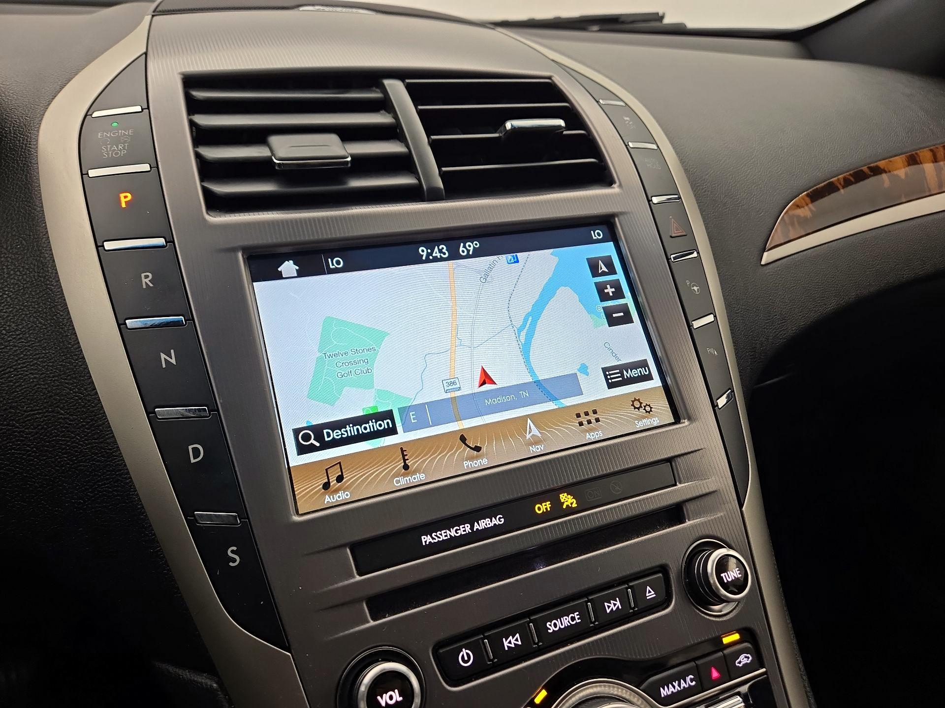 Thumbnail: 2017 Lincoln MKZ - 14
