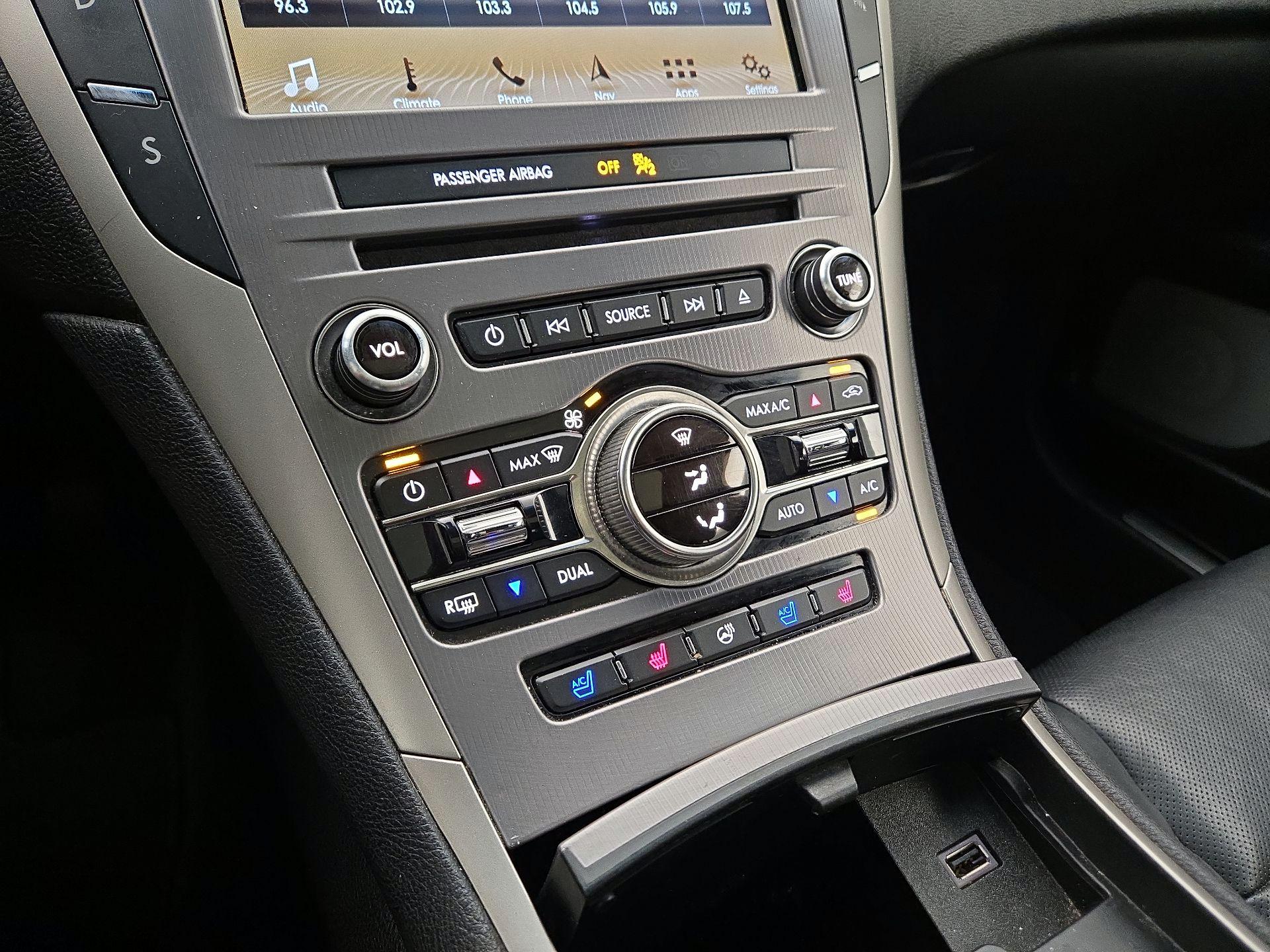 Thumbnail: 2017 Lincoln MKZ - 17