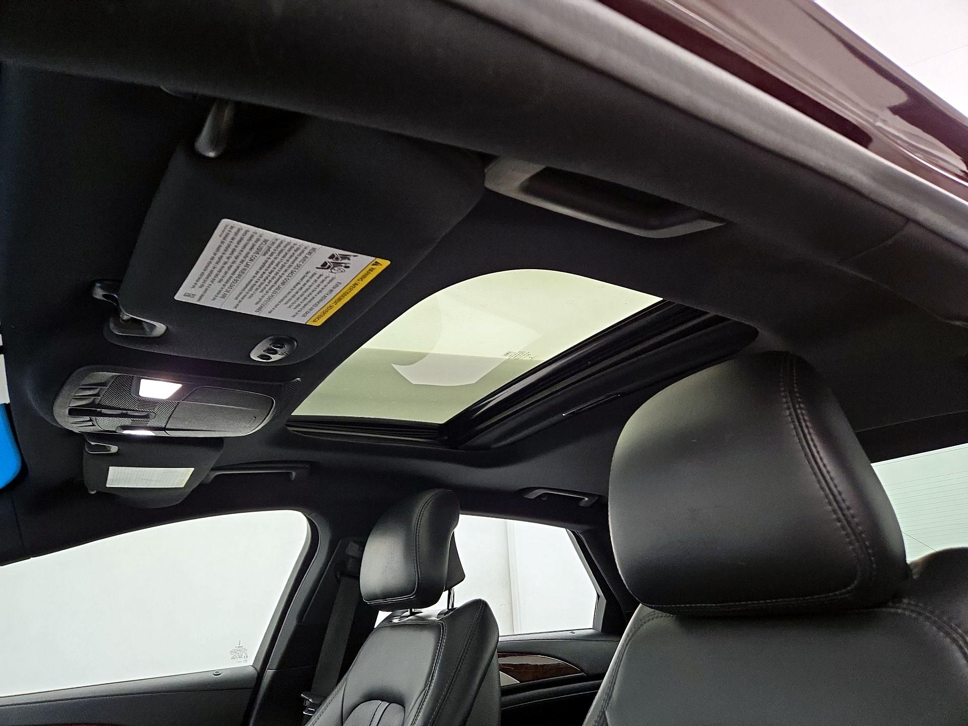 Thumbnail: 2017 Lincoln MKZ - 20