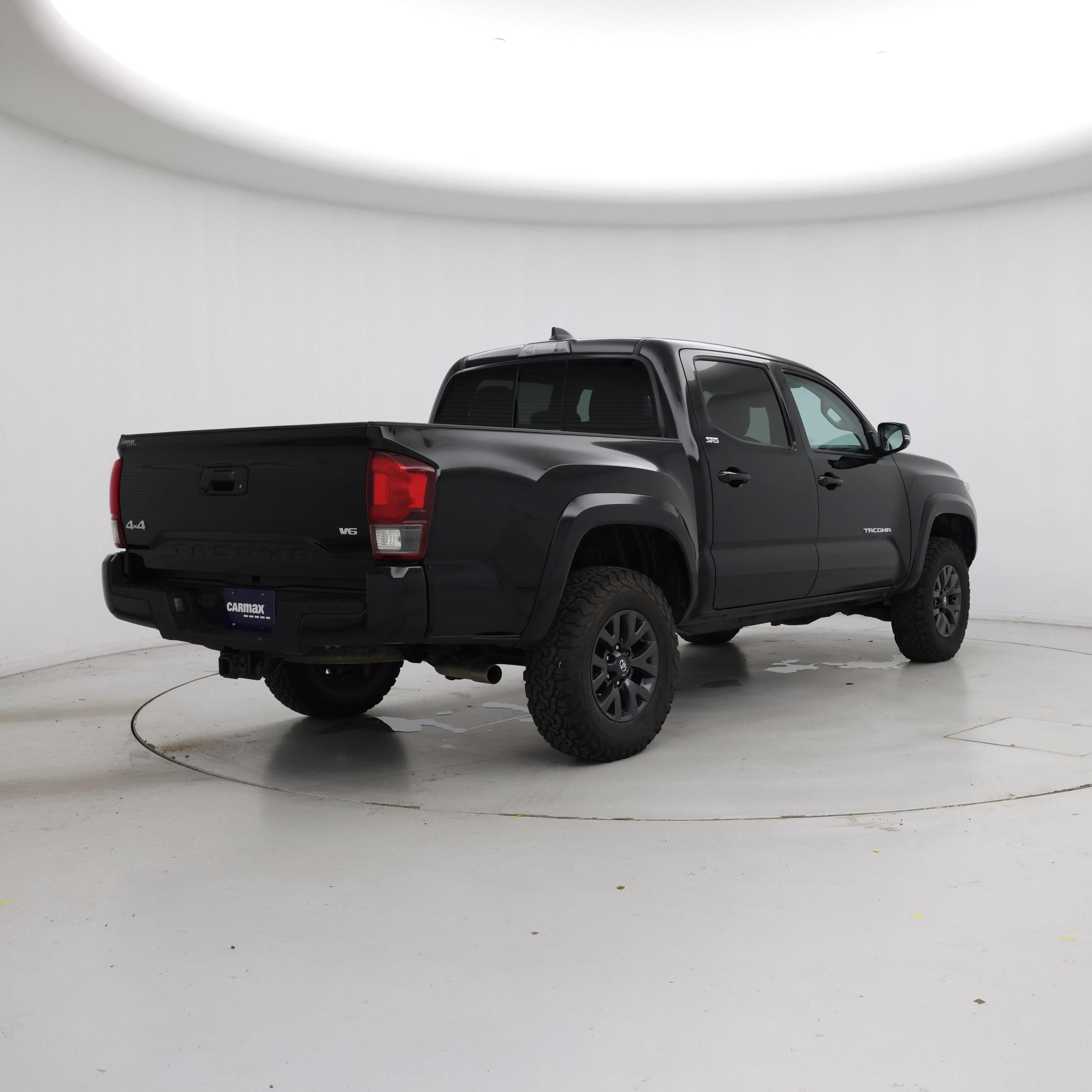 Thumbnail: 2023 Toyota Tacoma - 8