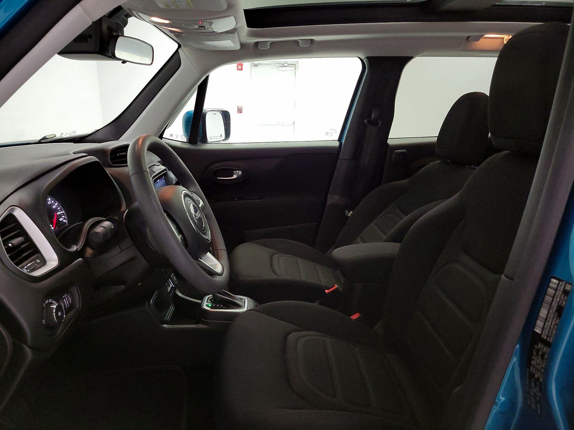 Thumbnail: 2021 Jeep Renegade - 12