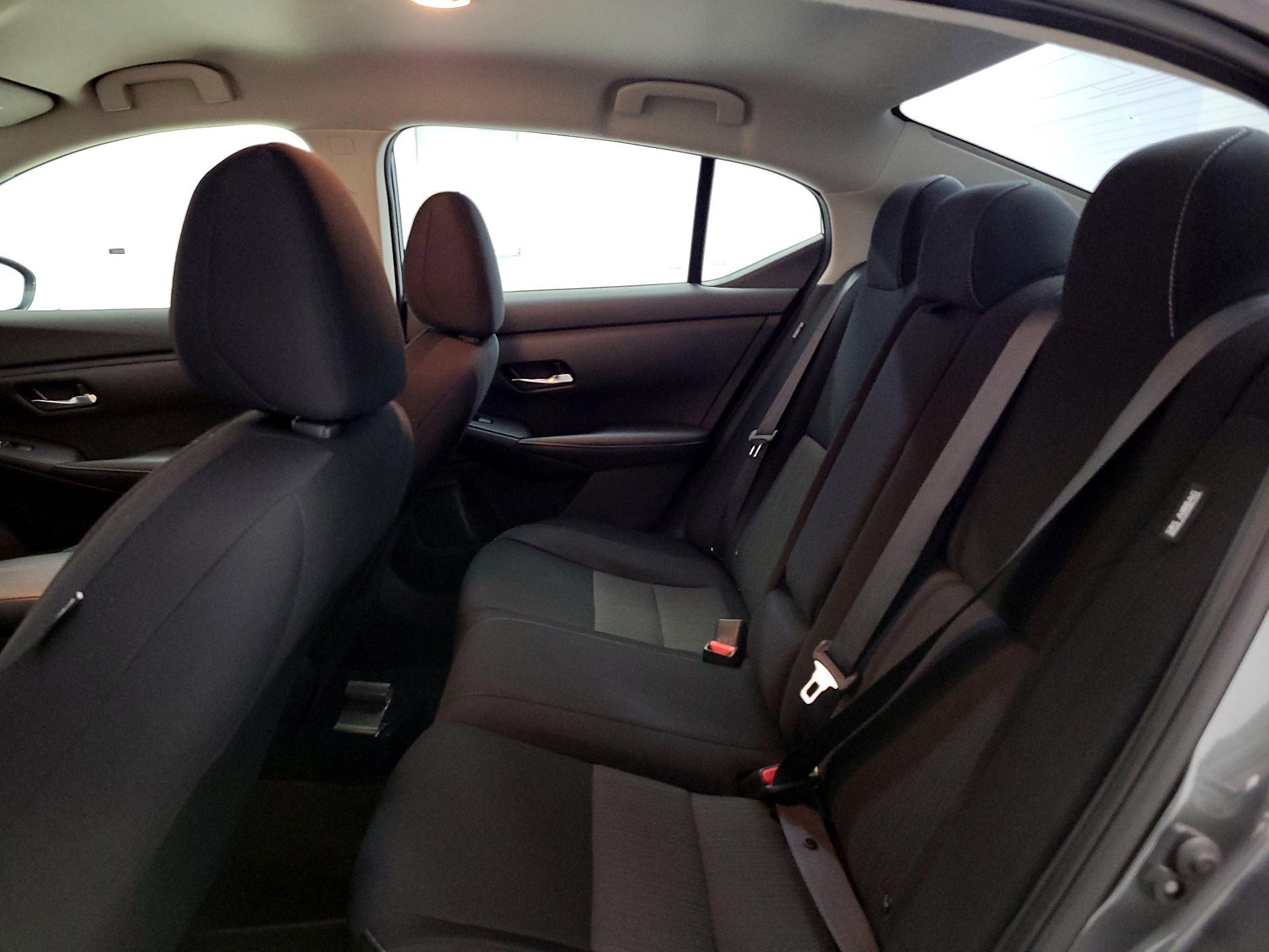 Thumbnail: 2021 Nissan Sentra - 19