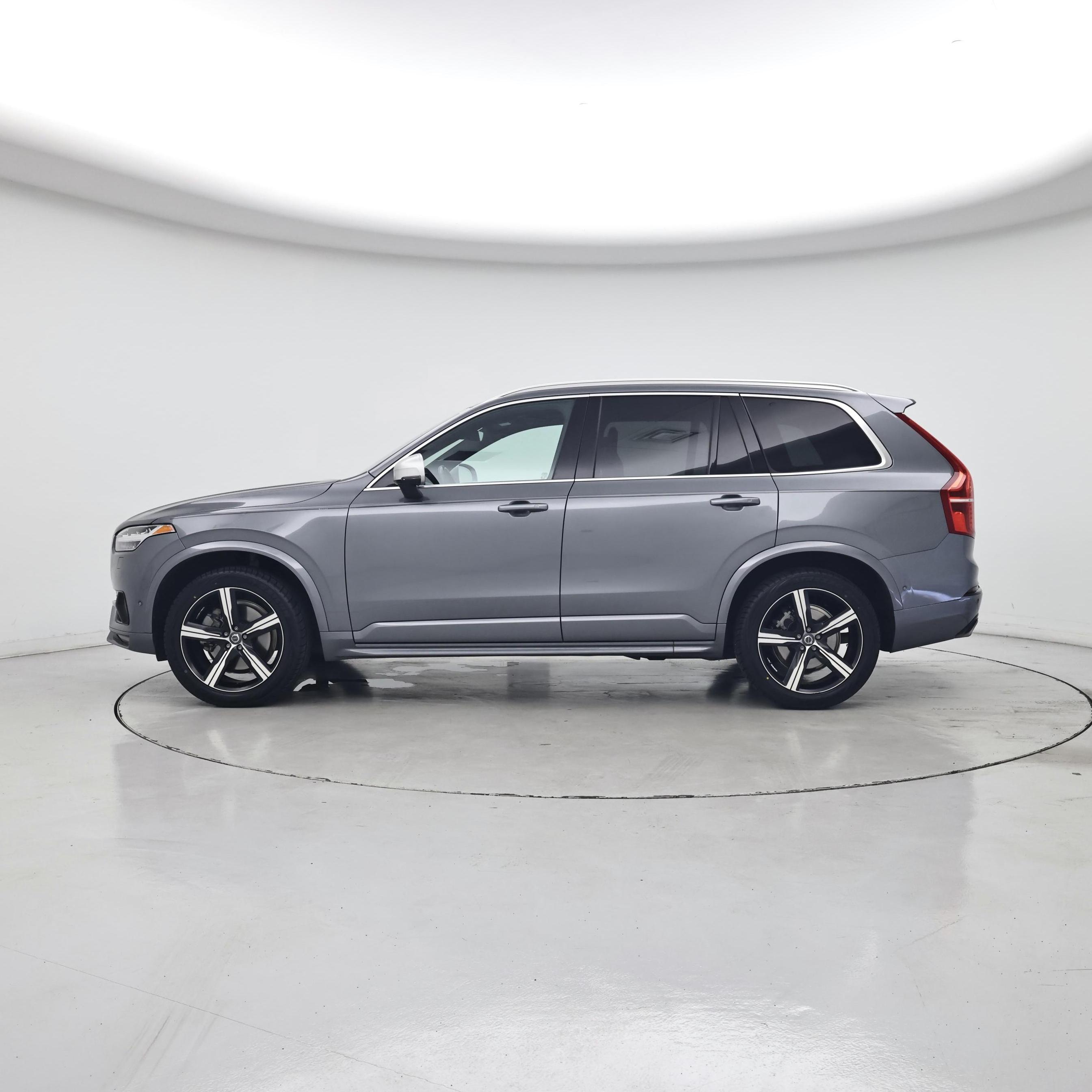 Thumbnail: 2019 Volvo XC90 - 3