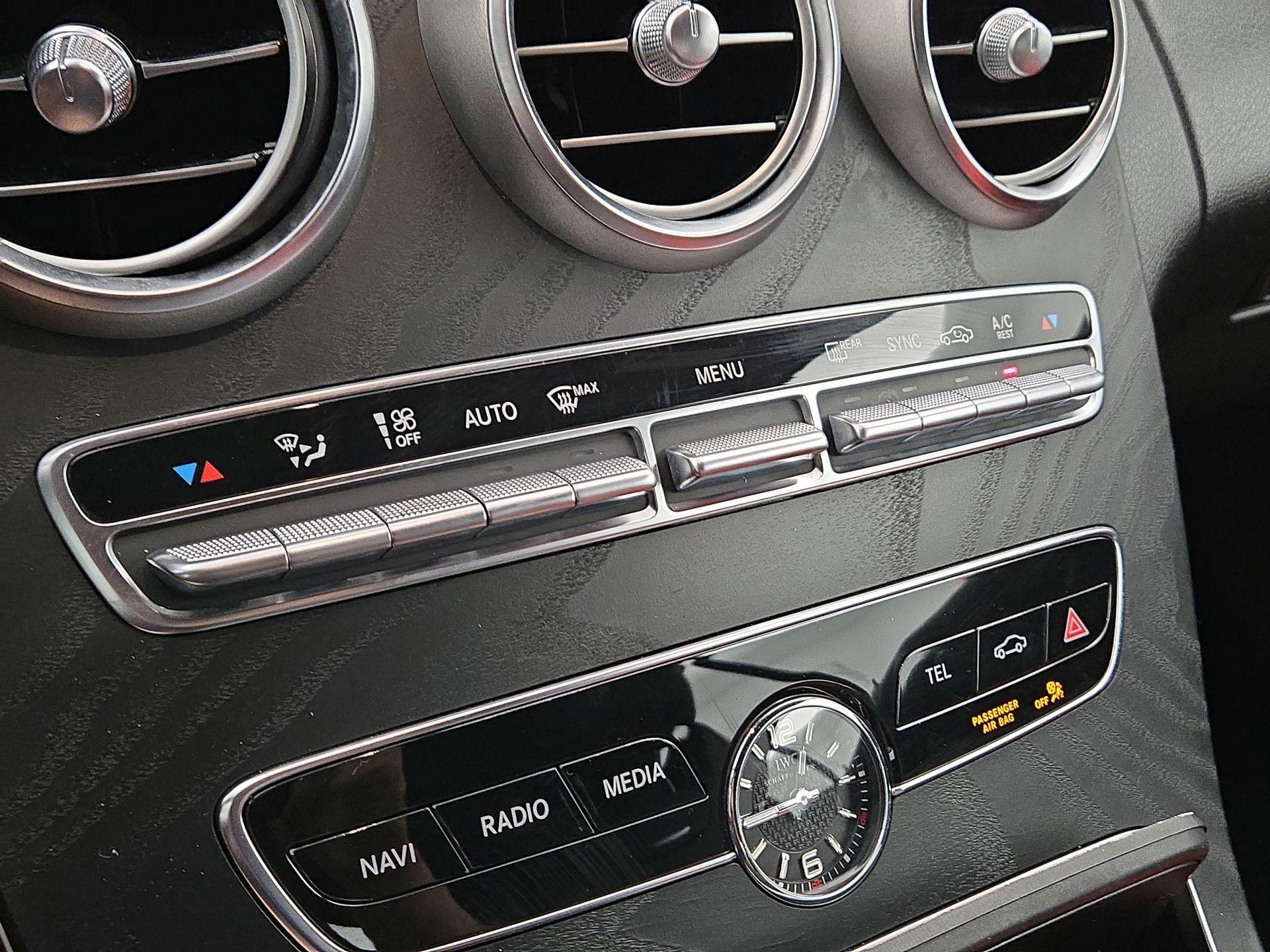 Thumbnail: 2020 Mercedes-Benz C-Class - 17