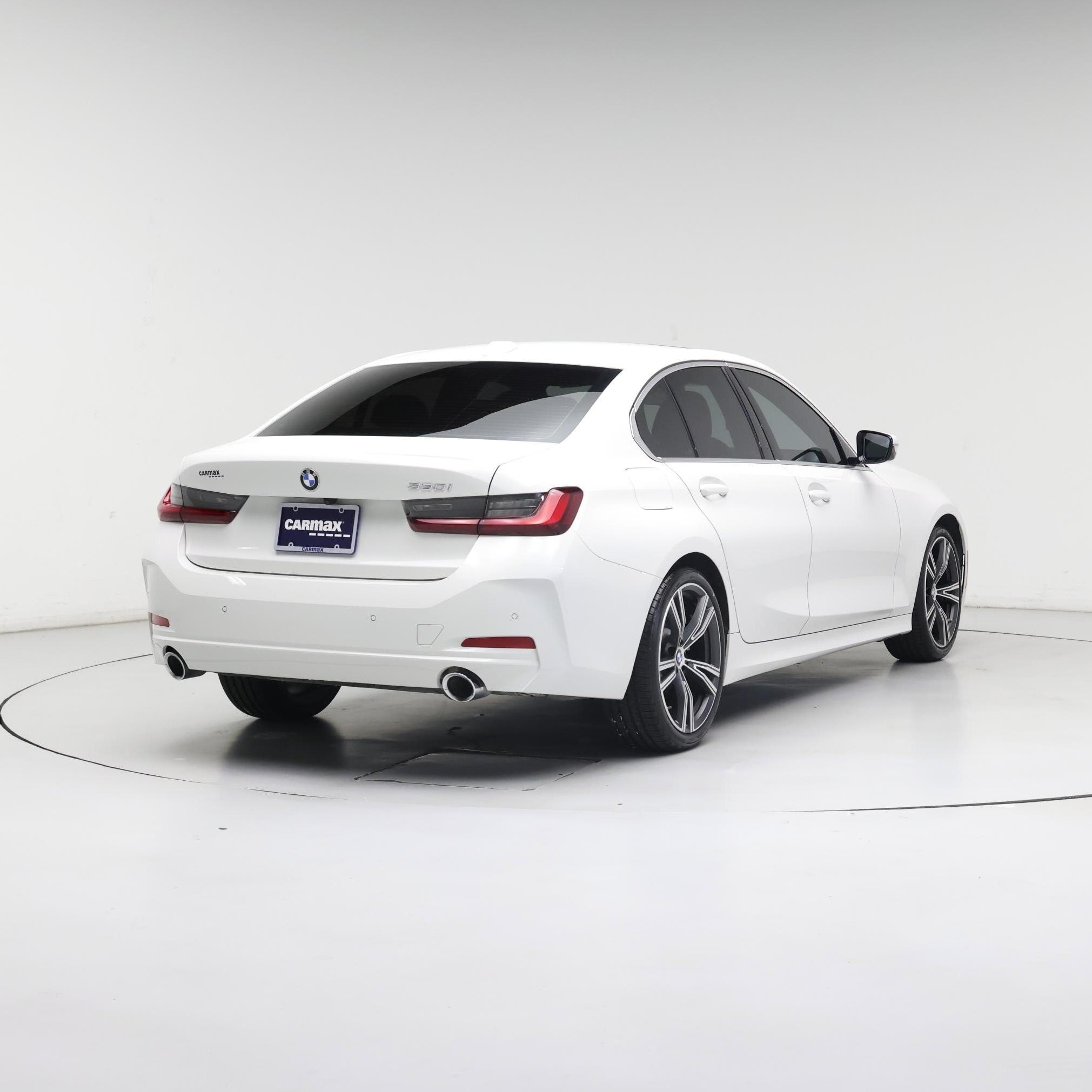 Thumbnail: 2024 BMW 3 Series - 8