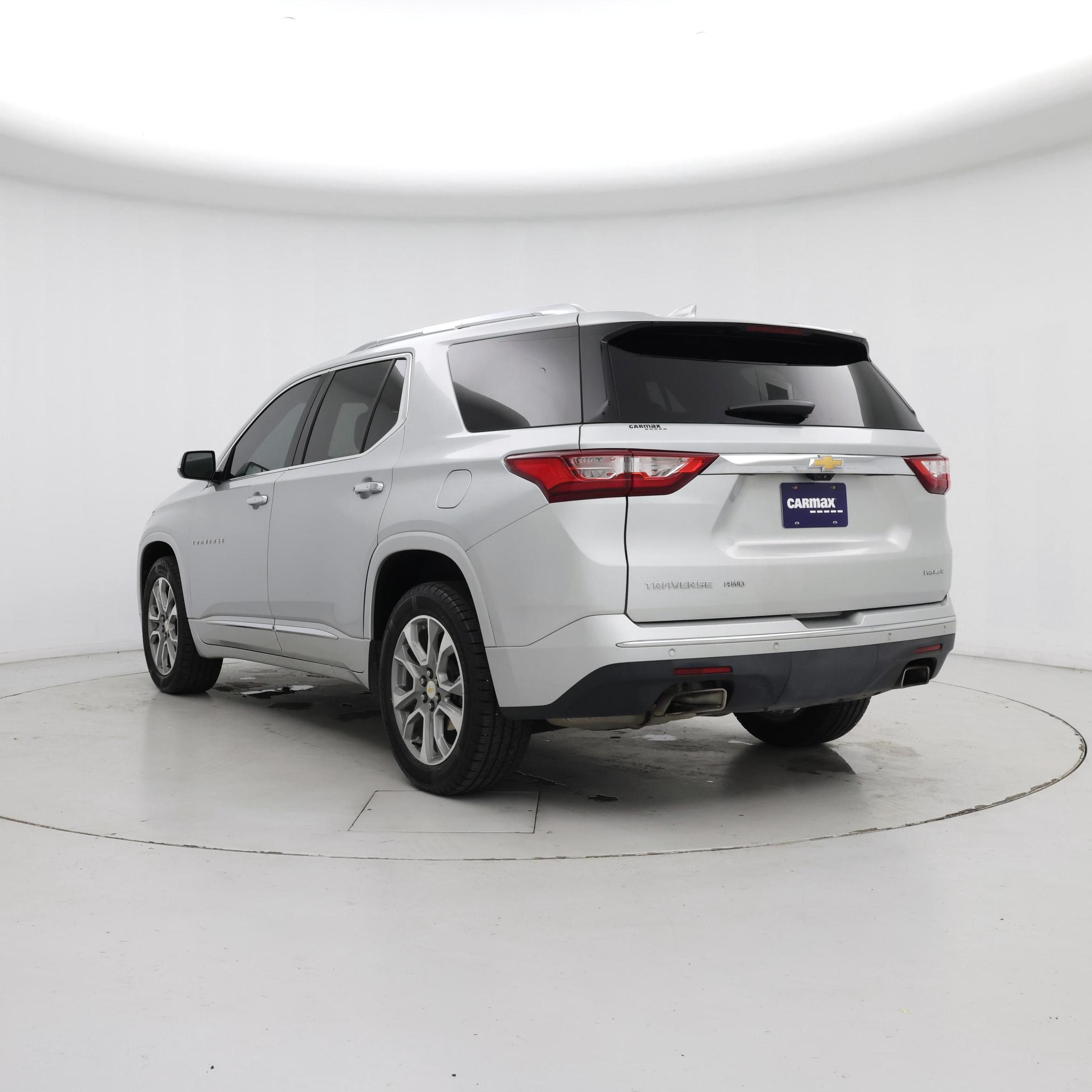 Thumbnail: 2019 Chevrolet Traverse - 2