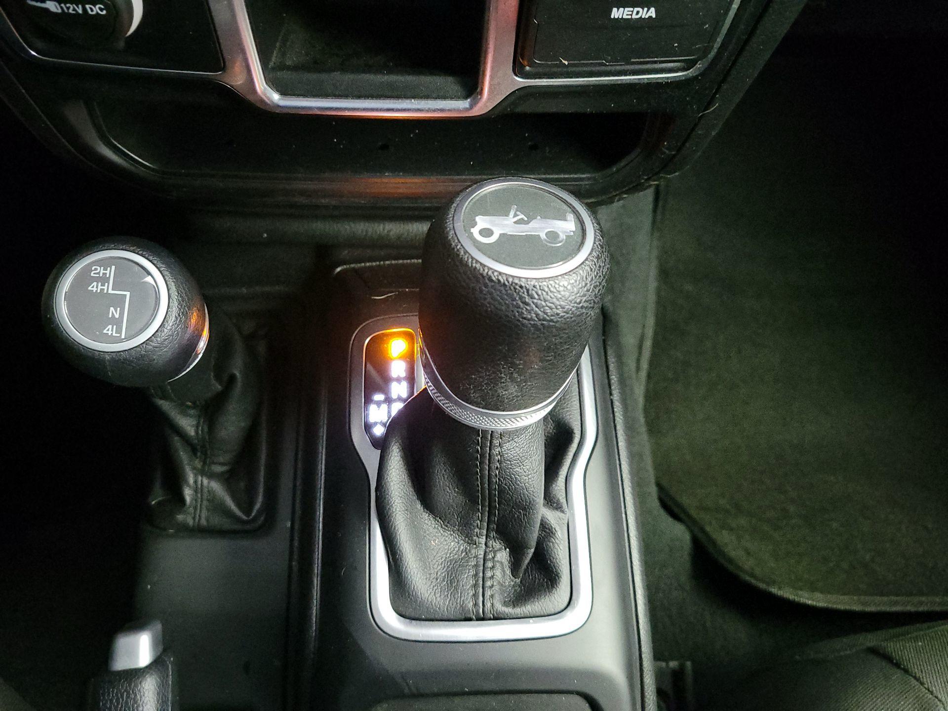 Thumbnail: 2020 Jeep Wrangler - 17