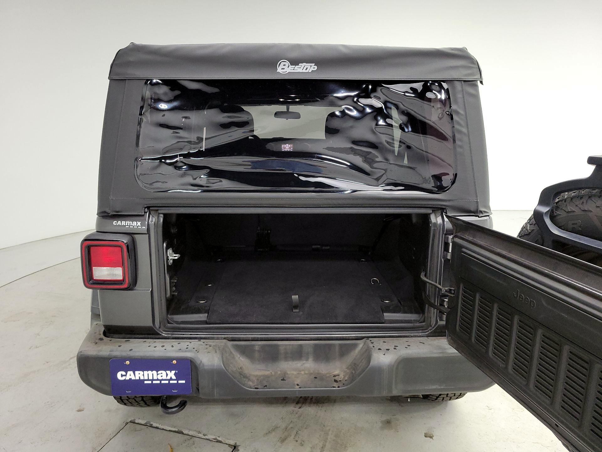 Thumbnail: 2020 Jeep Wrangler - 20