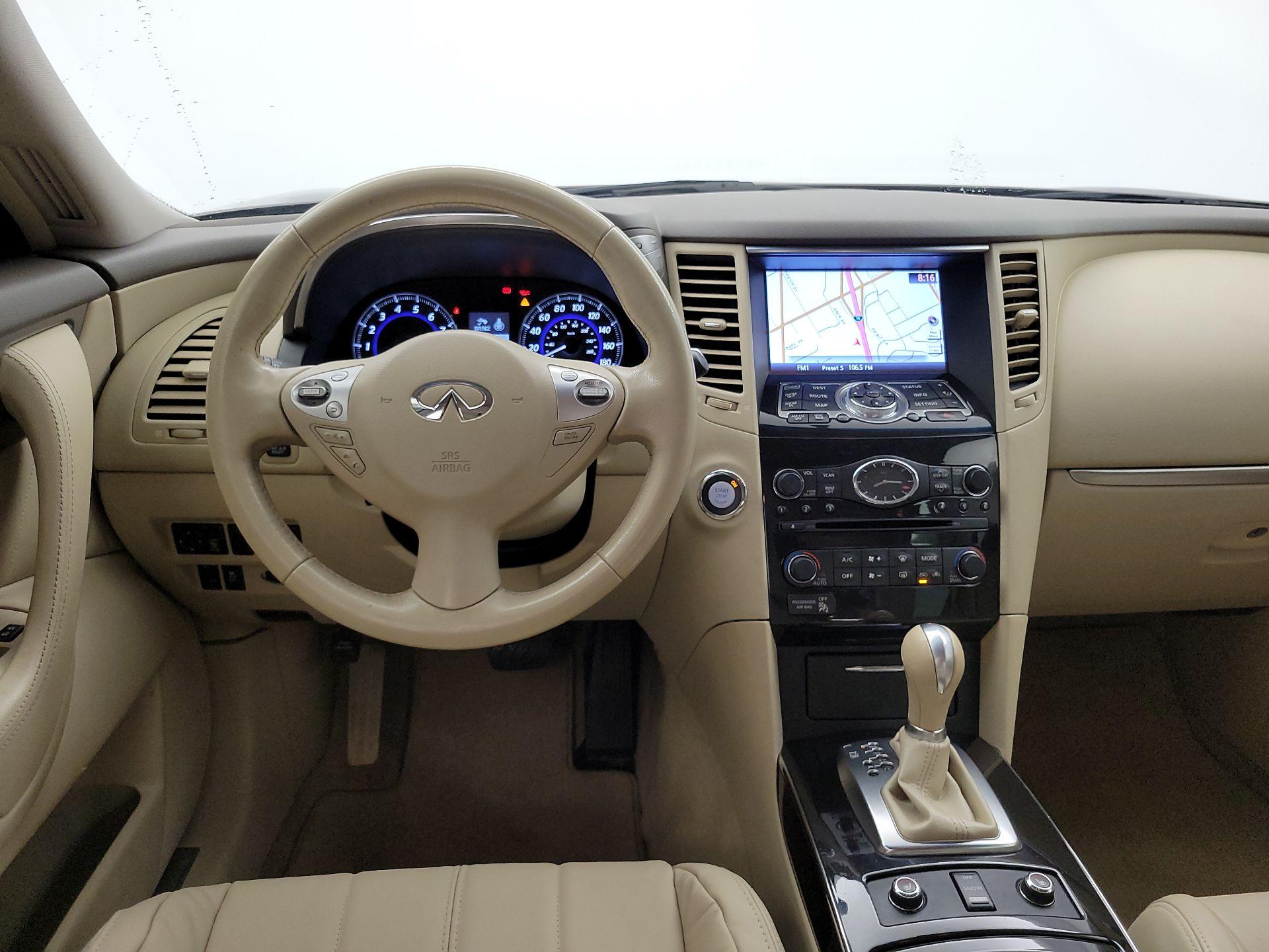Thumbnail: 2014 INFINITI QX70 - 10