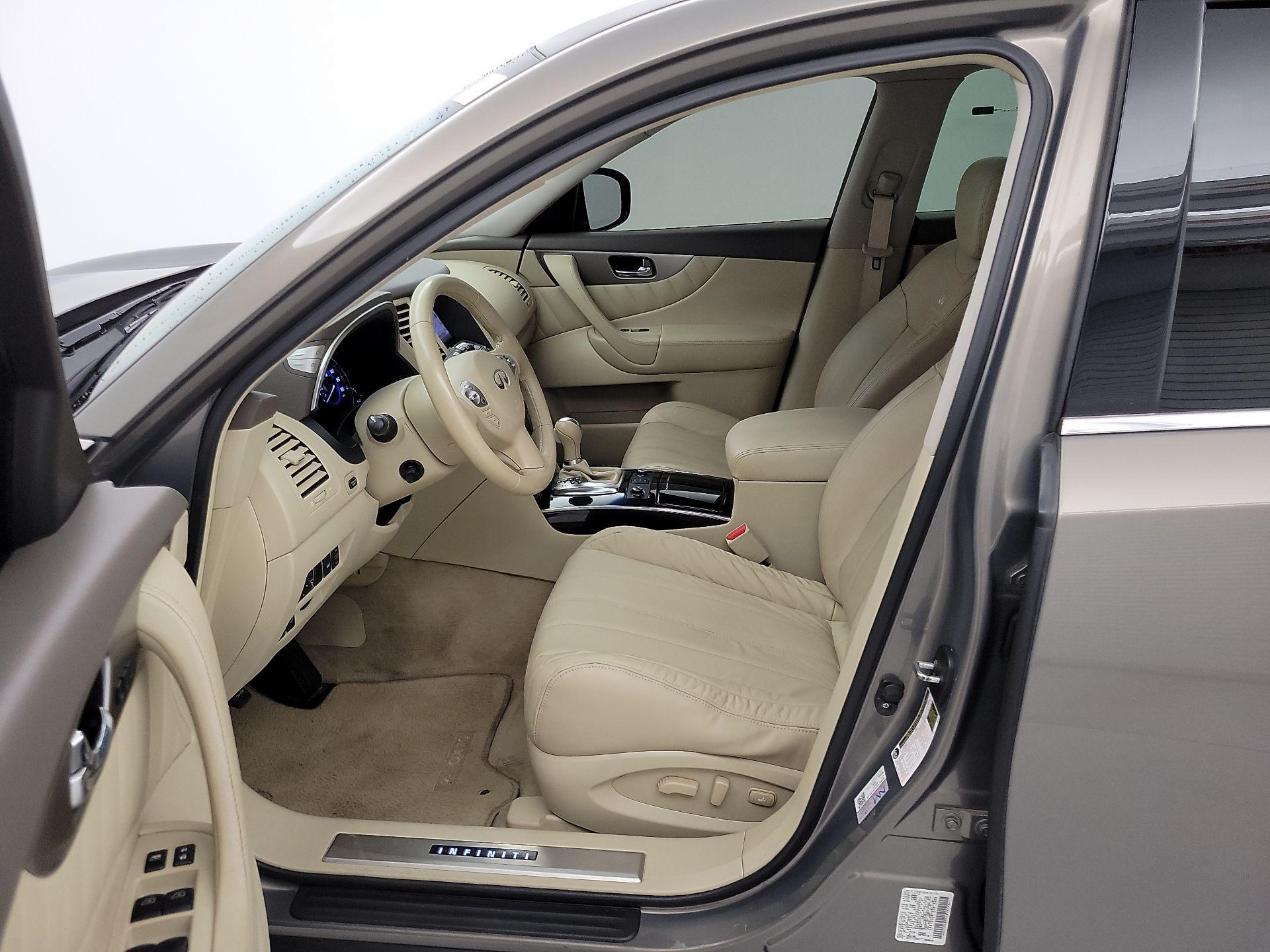 Thumbnail: 2014 INFINITI QX70 - 11