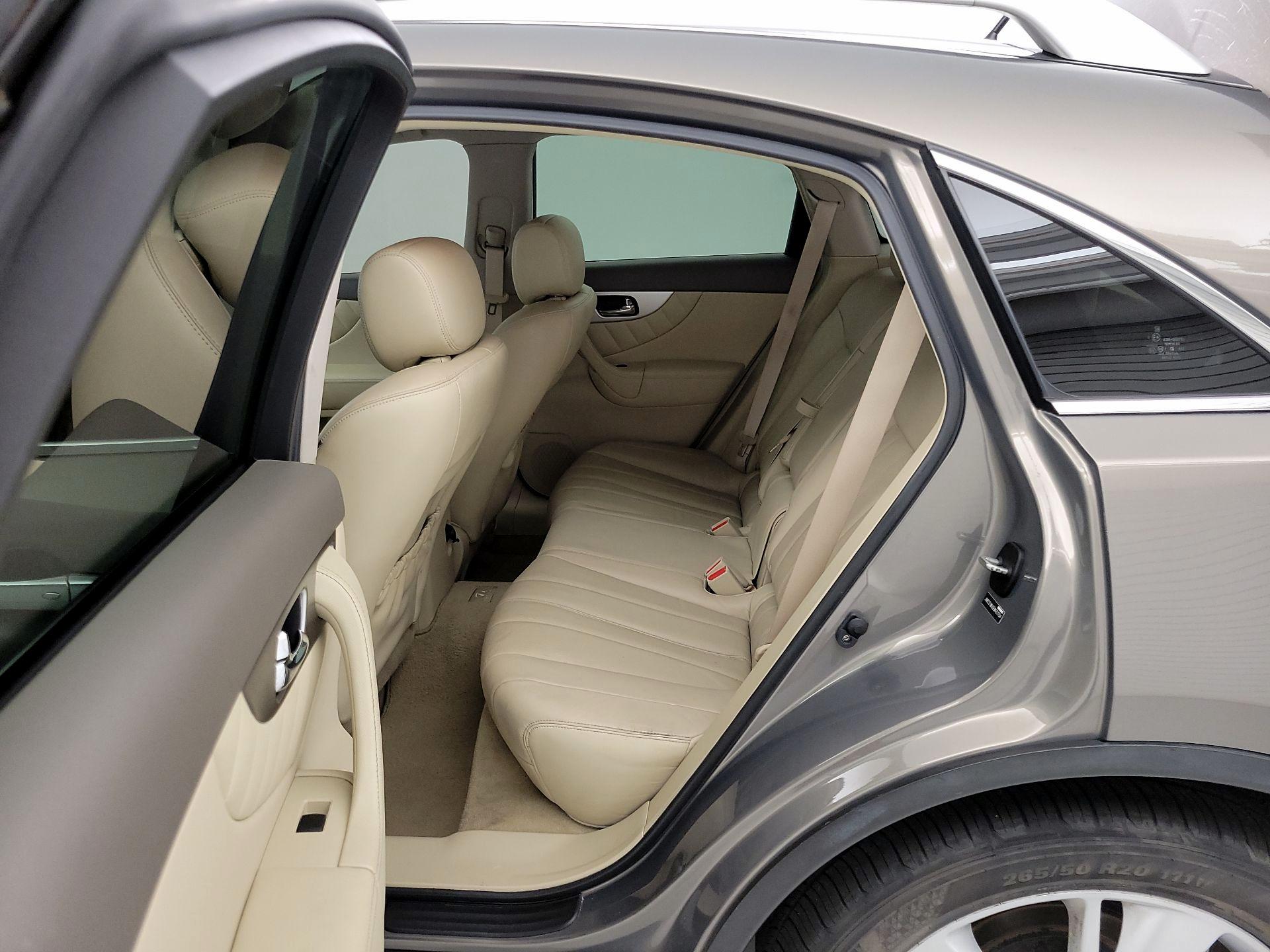 Thumbnail: 2014 INFINITI QX70 - 20