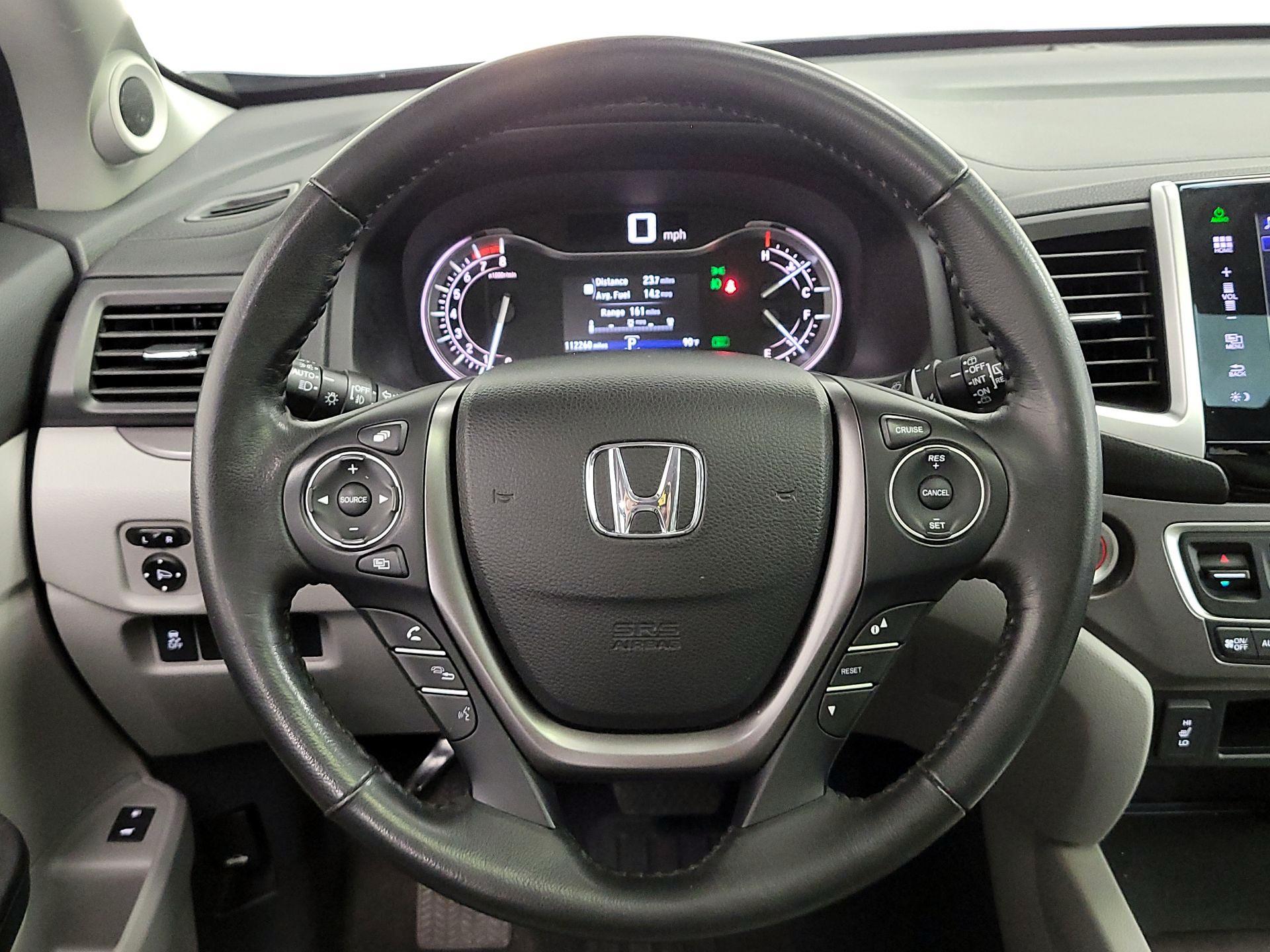 Thumbnail: 2016 Honda Pilot - 10