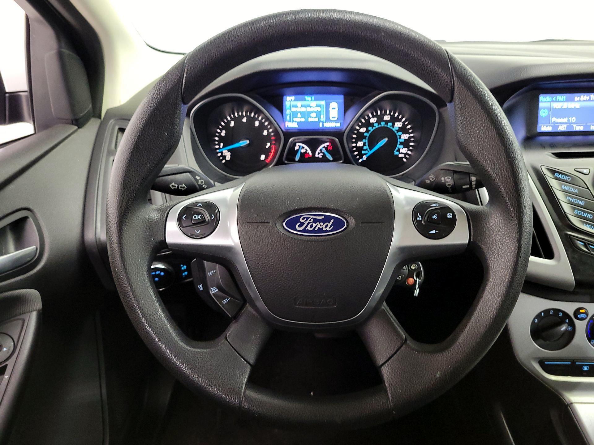 Thumbnail: 2014 Ford Focus - 10