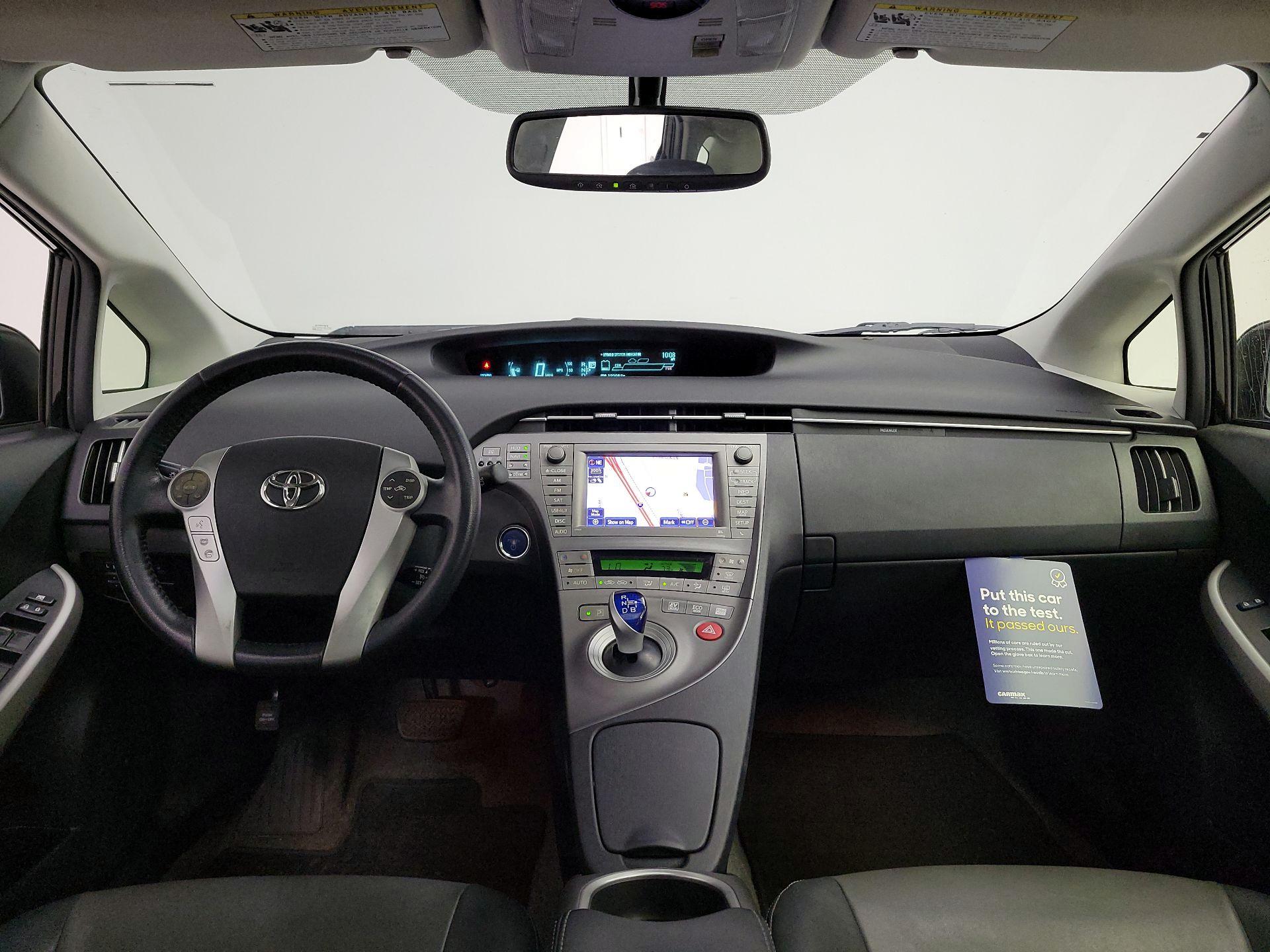 Thumbnail: 2013 Toyota Prius - 9