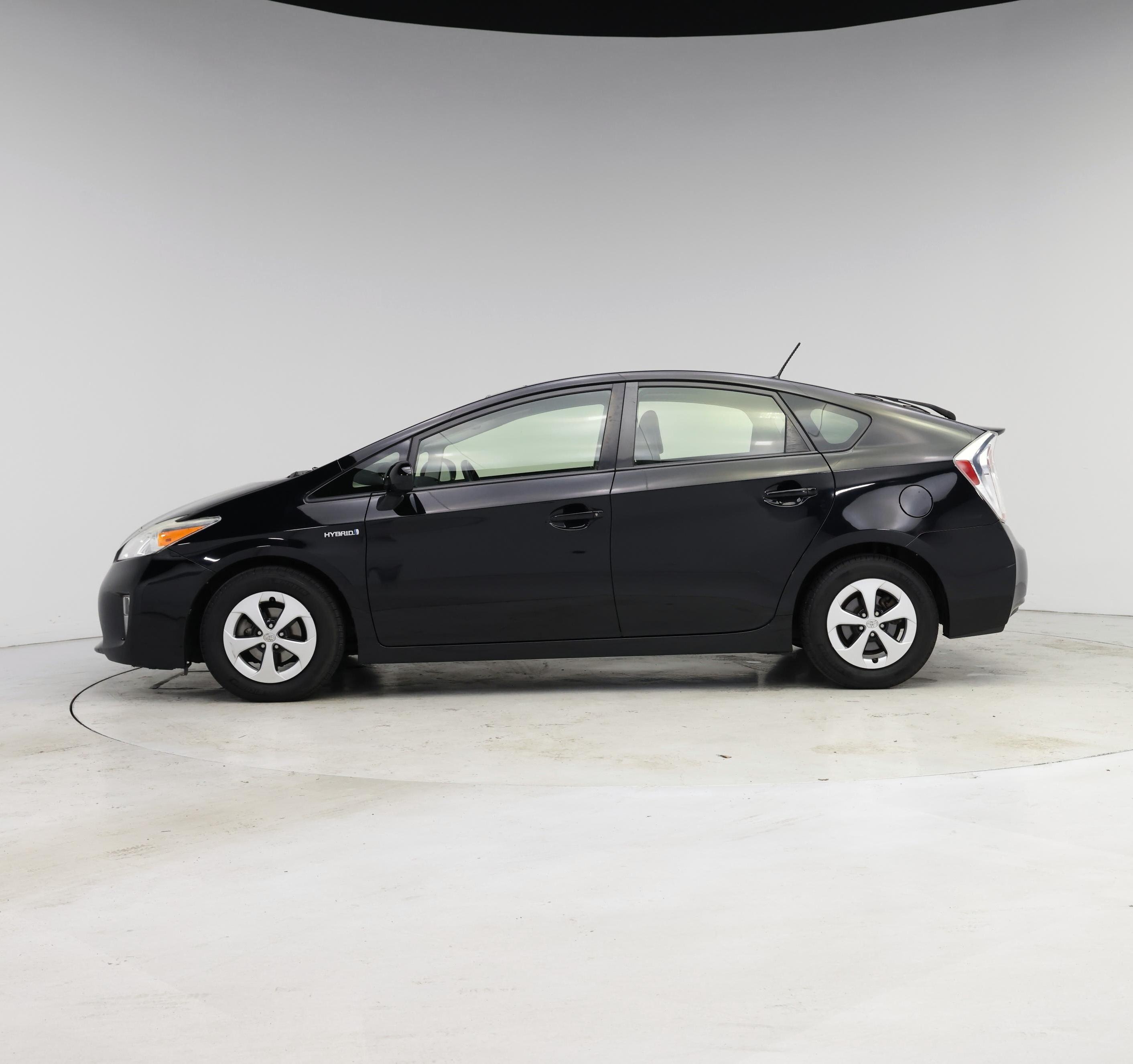 Thumbnail: 2013 Toyota Prius - 3