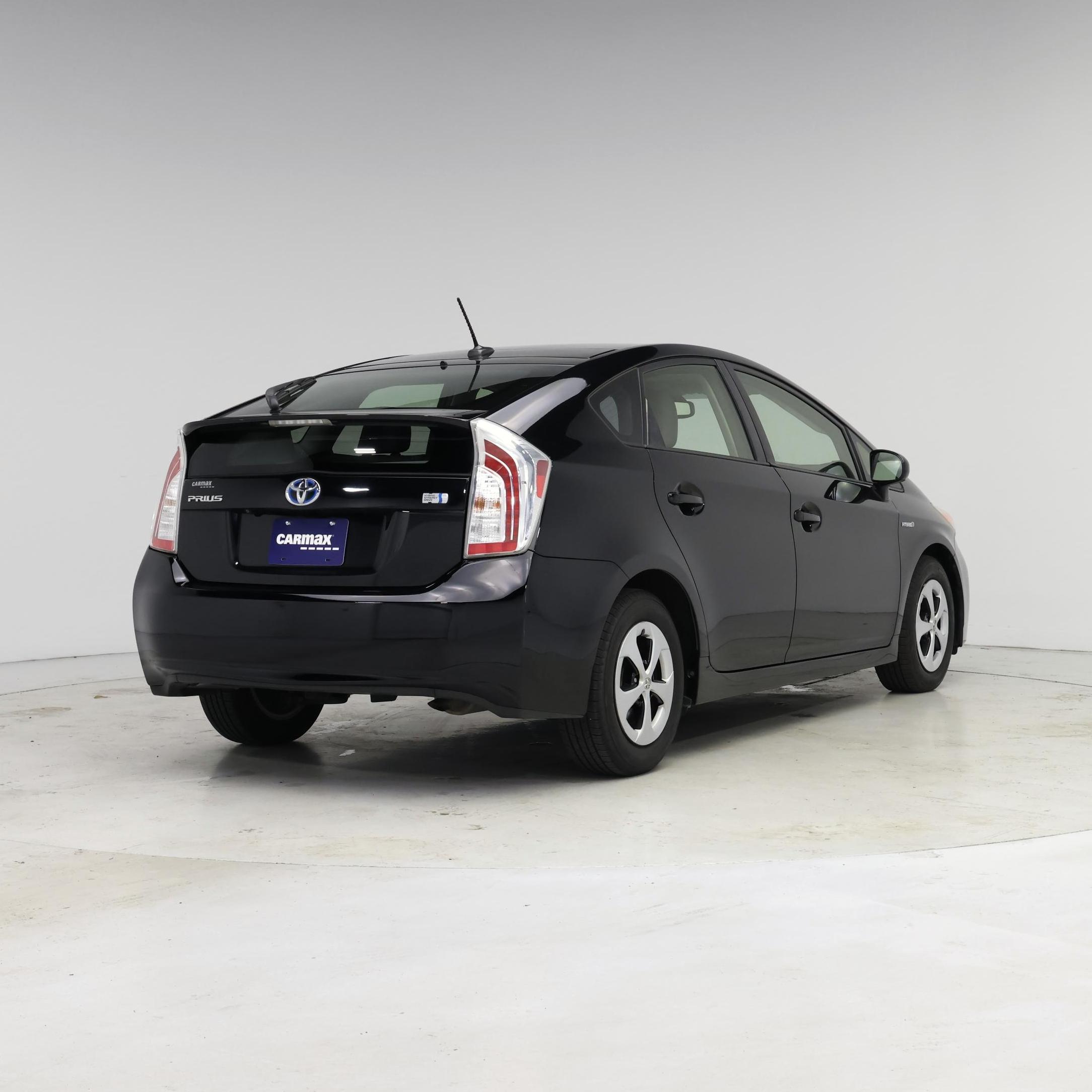 Thumbnail: 2013 Toyota Prius - 8