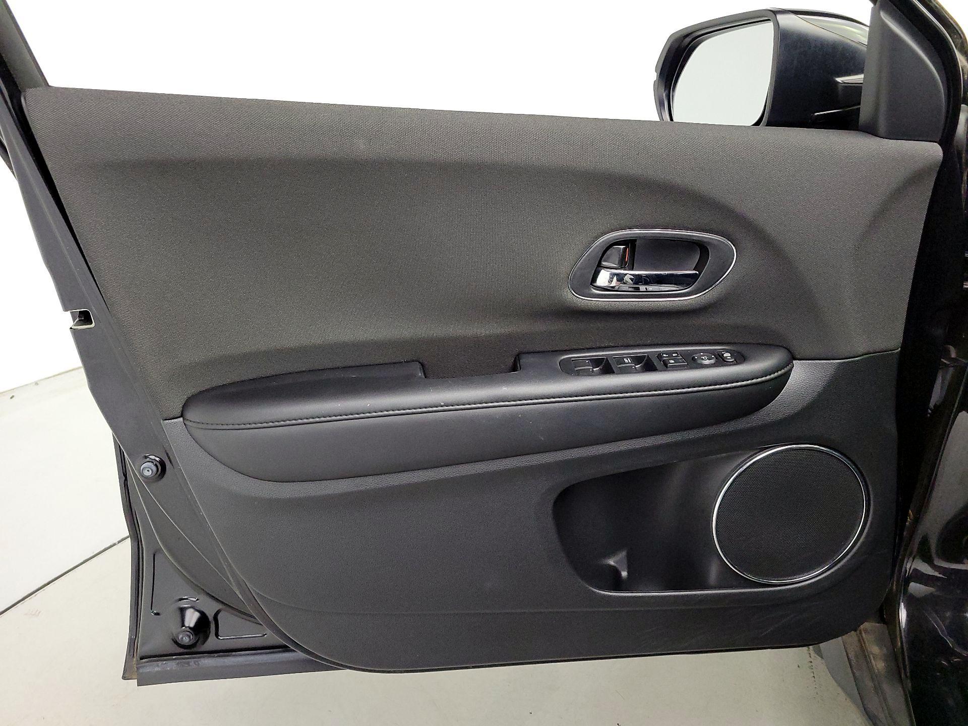 Thumbnail: 2020 Honda HR-V - 12