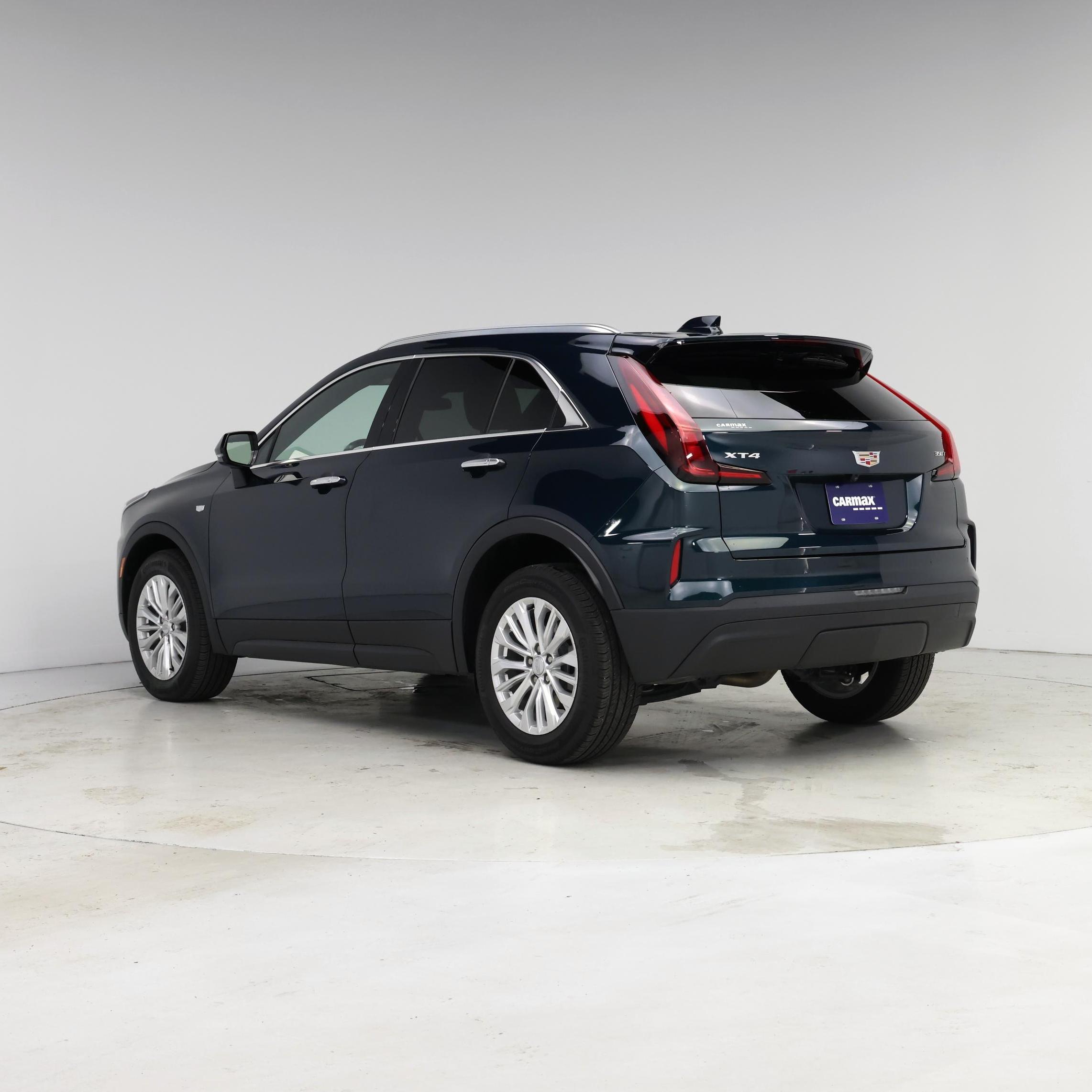 Thumbnail: 2024 Cadillac XT4 - 2
